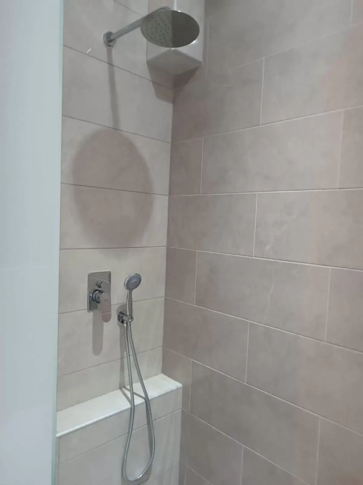 Bathroom in Navarino Luxe Suites with Sea View