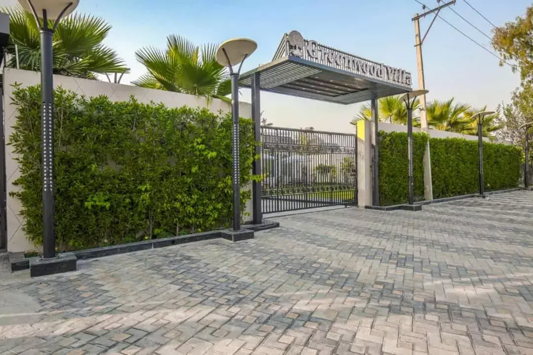 Property Building in Greenwood Villa By Levelup Property Building in Greenwood Villa By Levelup