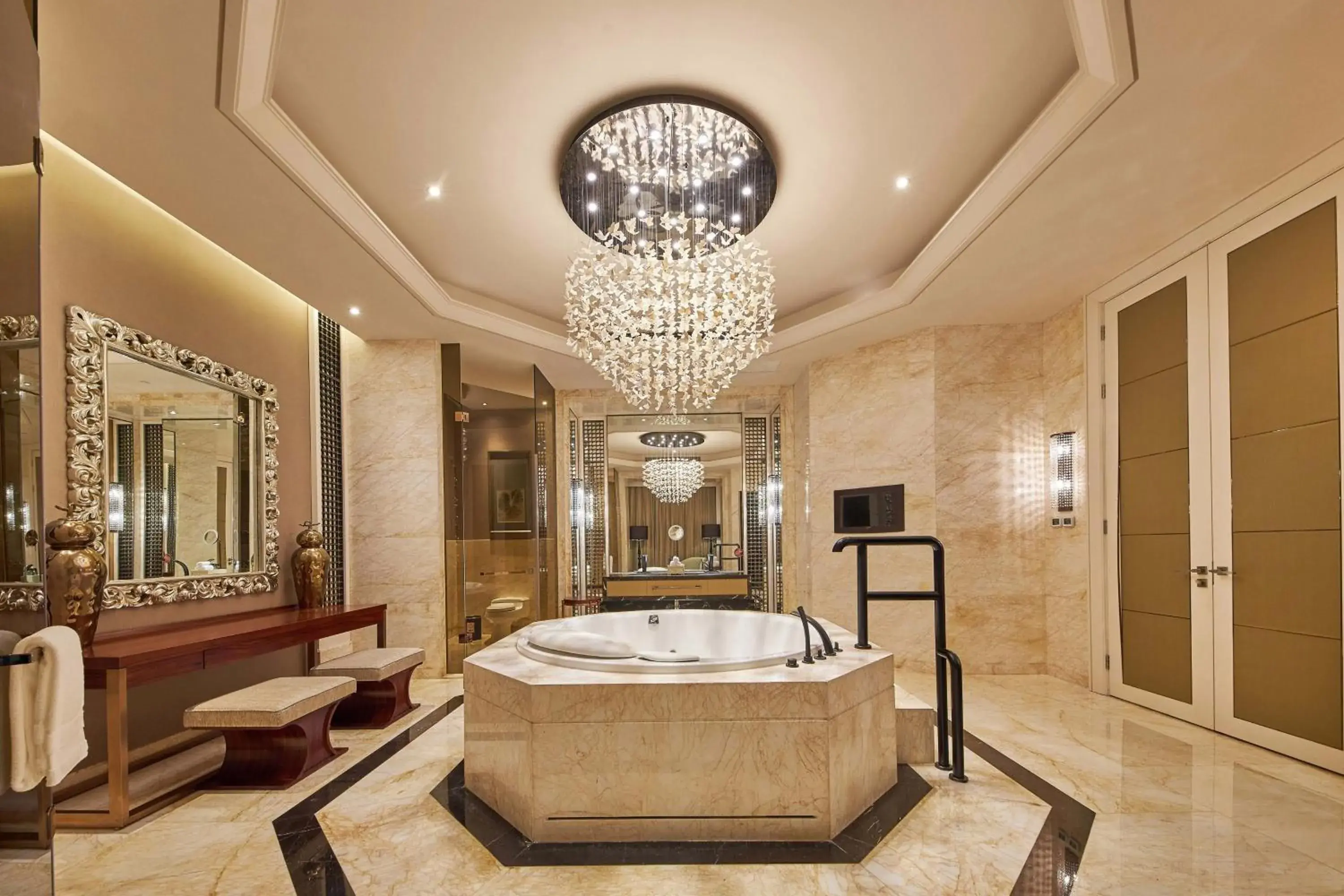 Bathroom in The Westin Fuzhou Minjiang