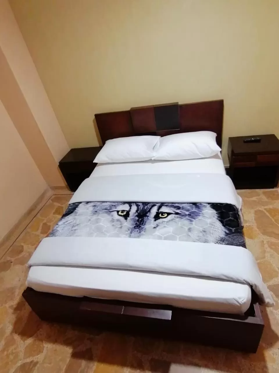 Photo of the whole room, Bed in HOTEL GOLDEN SUITE