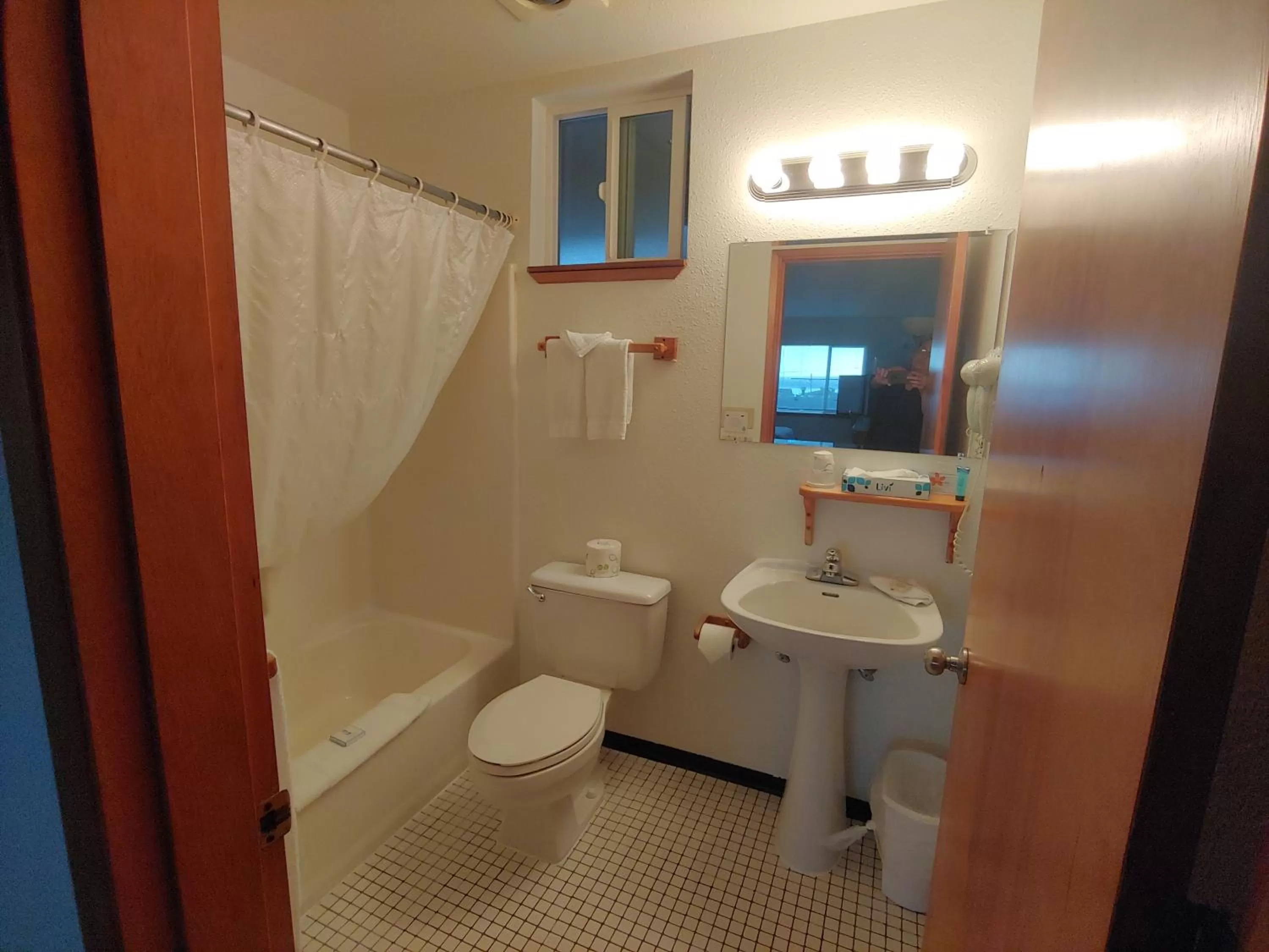 The Dublin House Motel