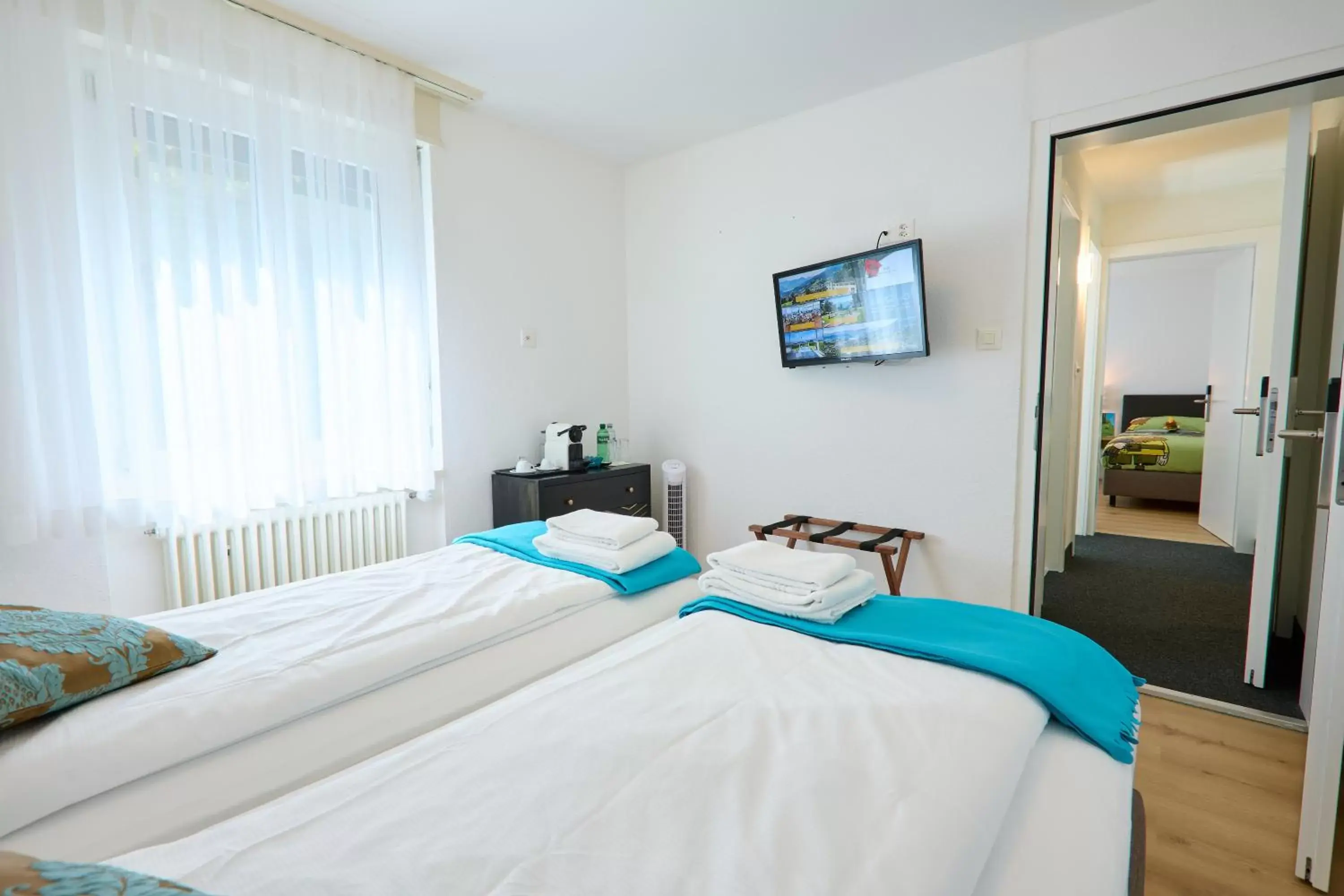 Property building, Bed in Hotel Sonnenberg