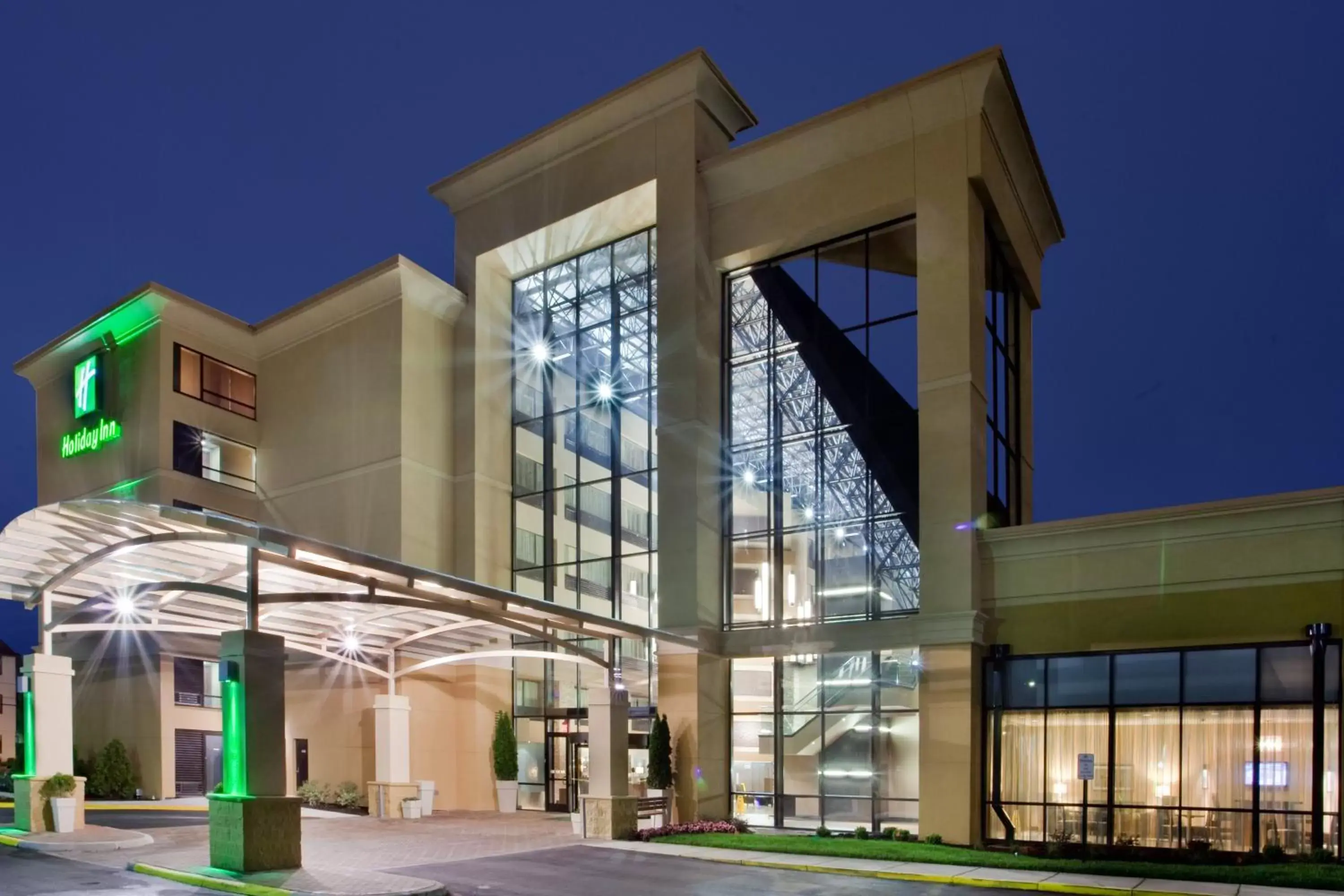 Property Building in Holiday Inn Virginia Beach - Norfolk, an IHG Hotel