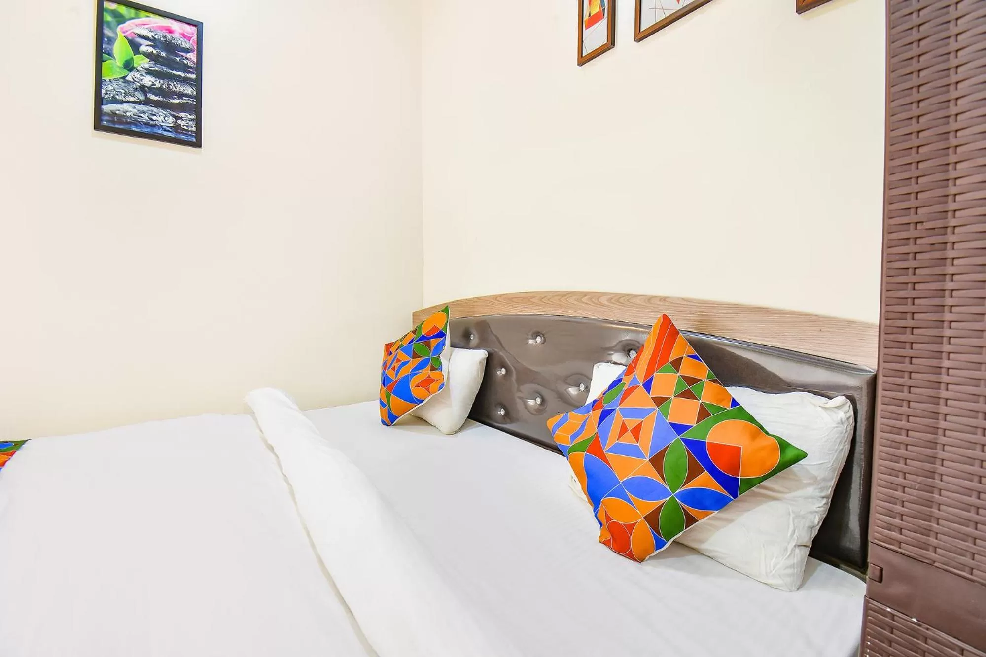 Bed in FabExpress Vardhan Executive