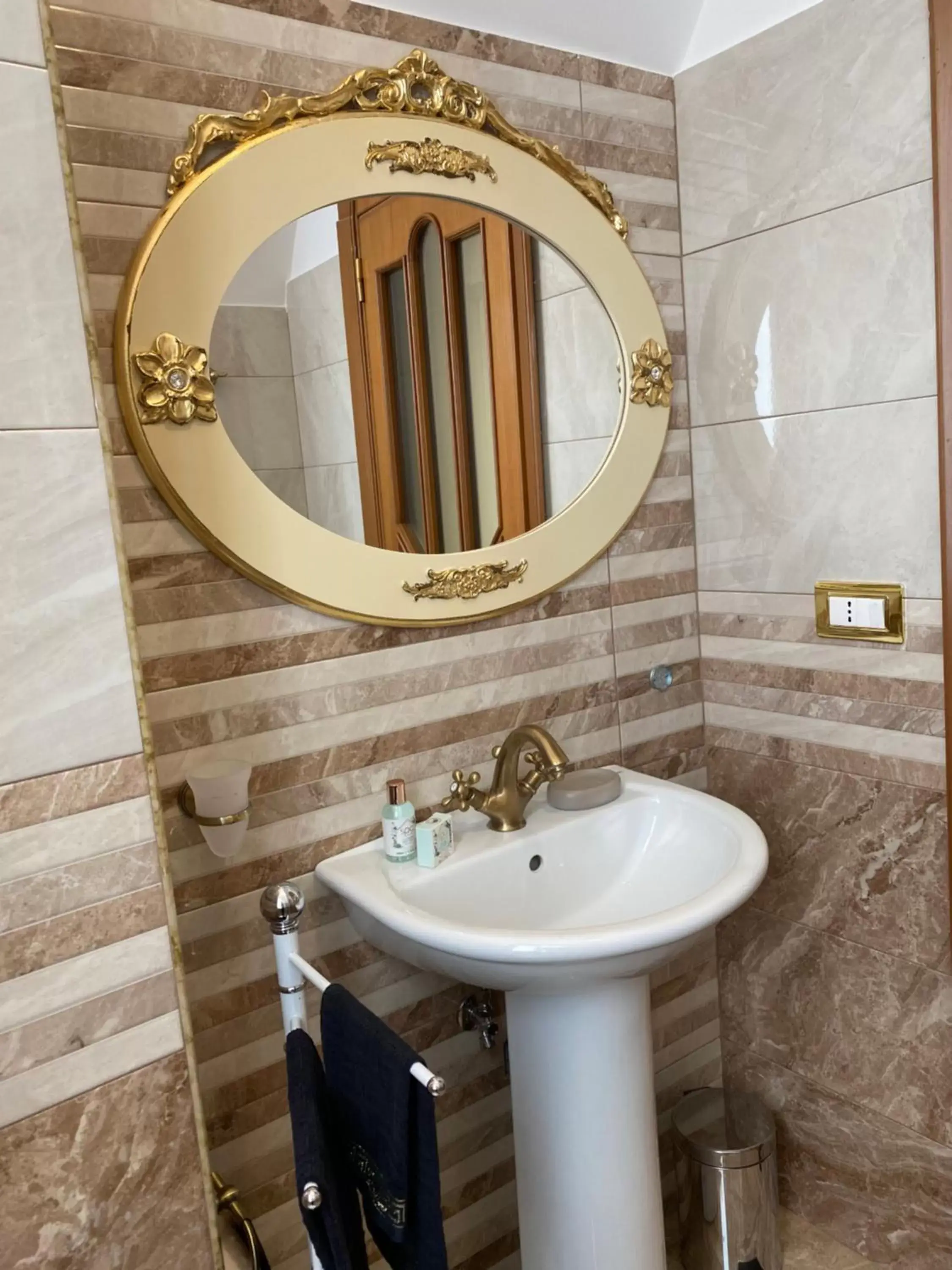Bathroom in Suite Incentro Salerno
