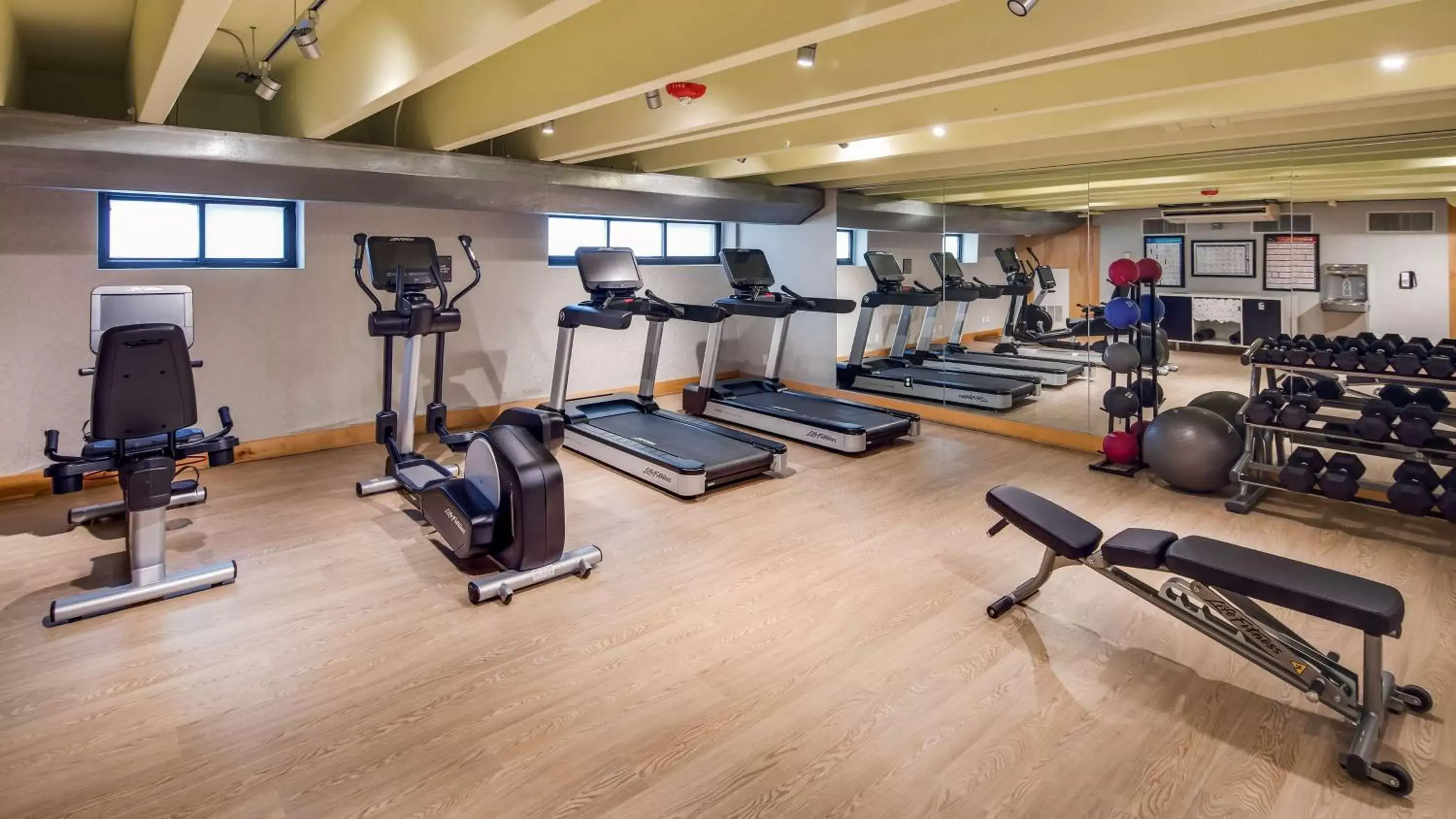 Fitness centre/facilities in Best Western Plus Milwaukee West