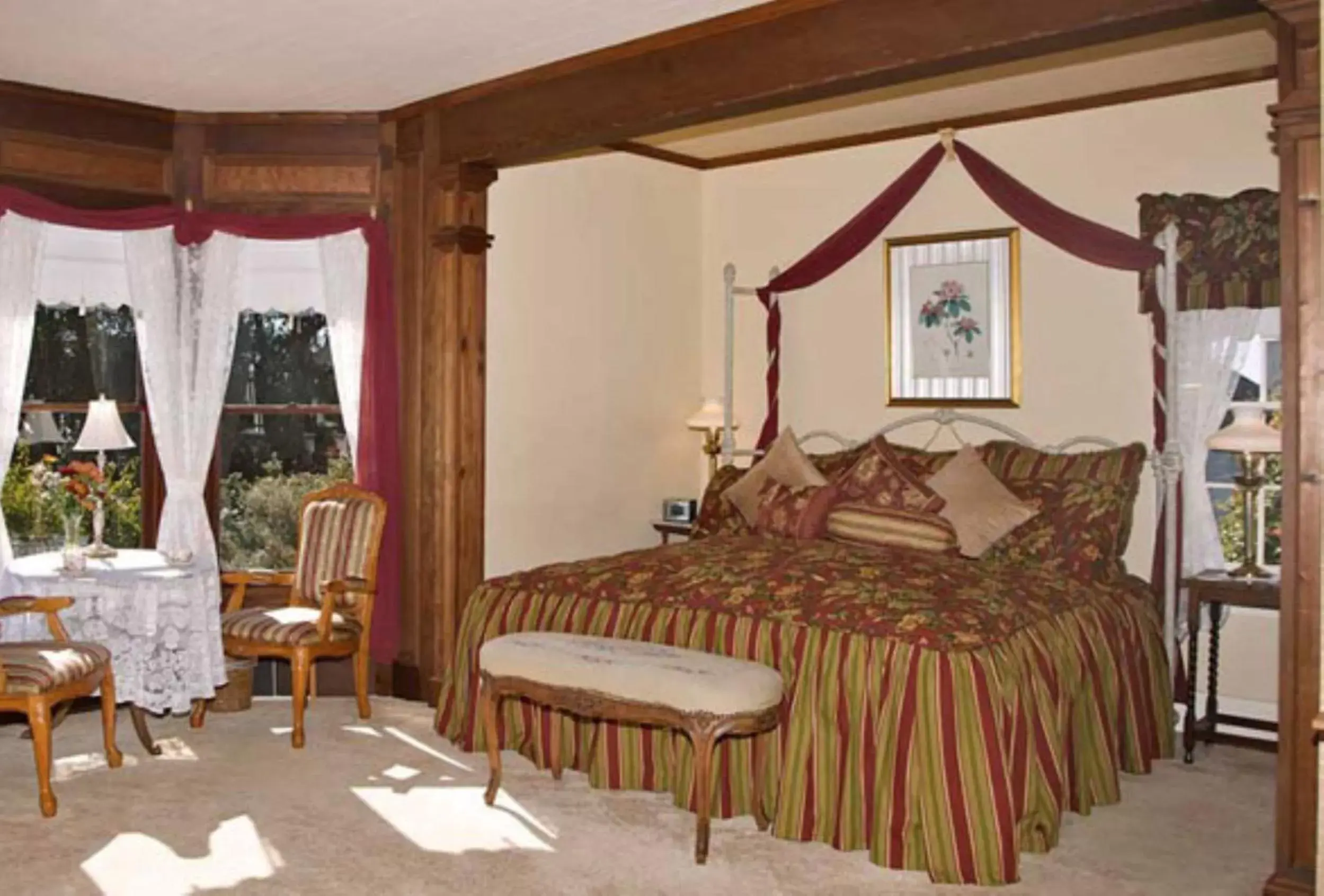 Bedroom, Bed in Headlands Inn Bed and Breakfast