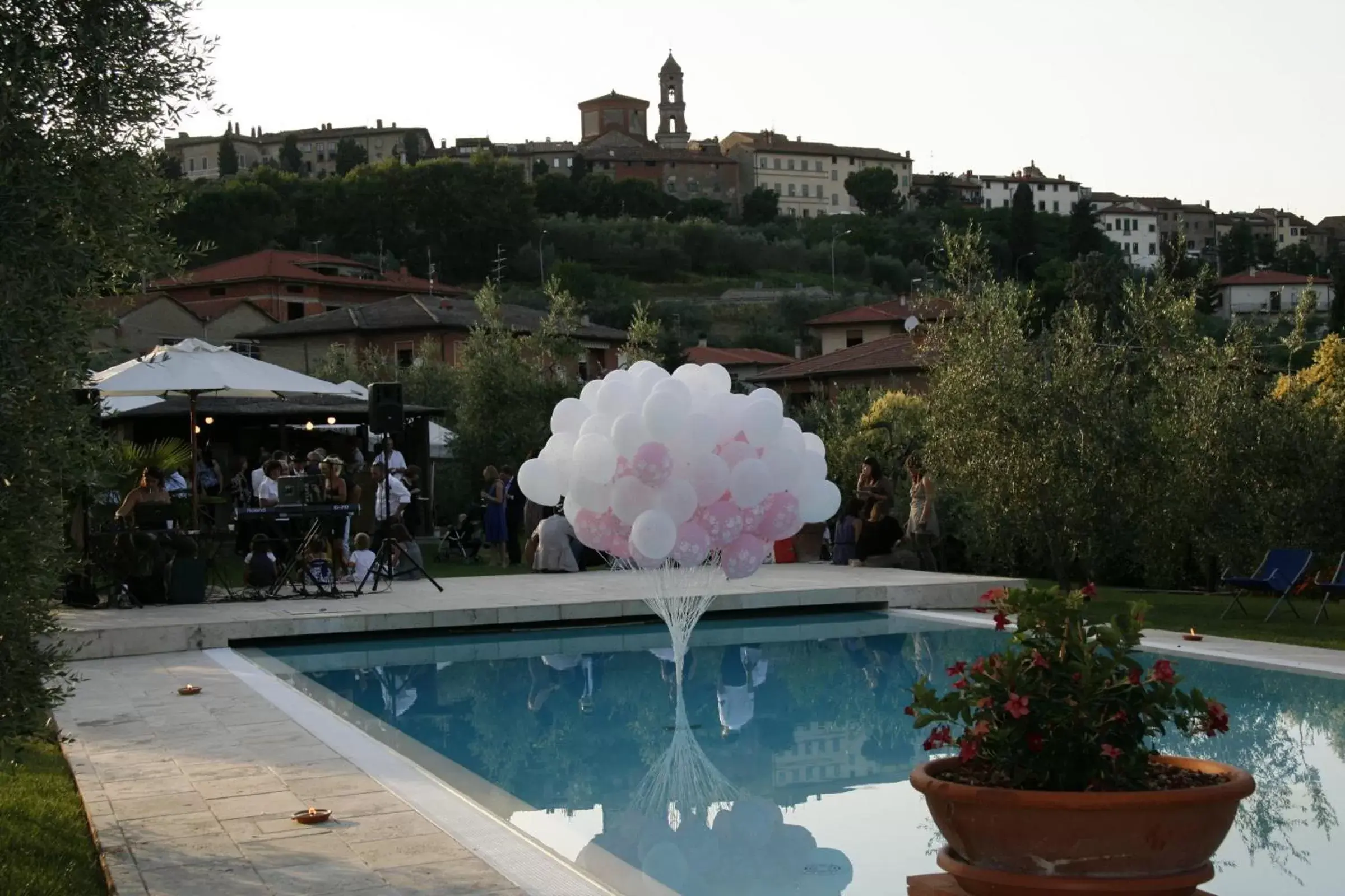 Swimming Pool in B&B Le Caselle "Il Baraccotto"