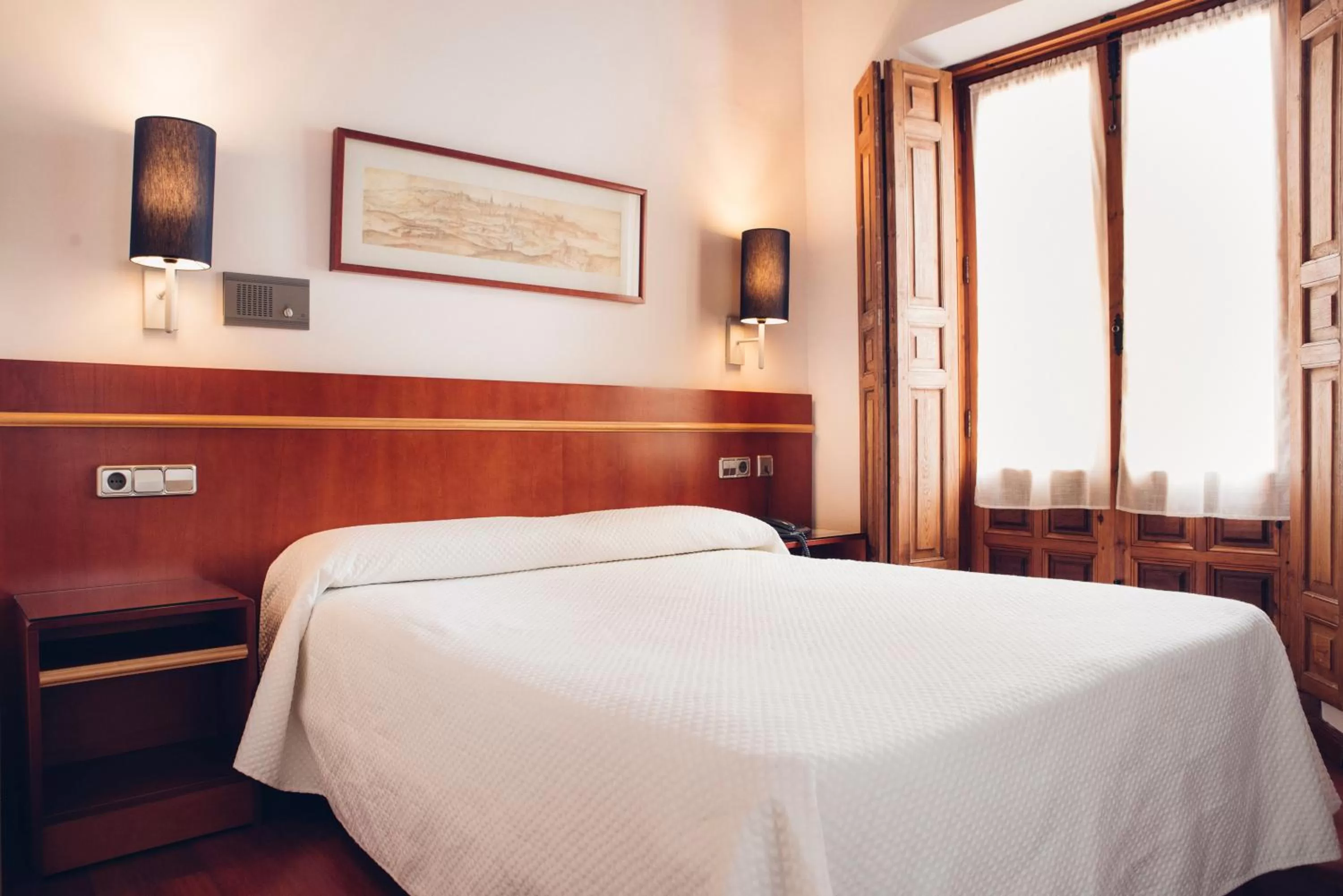 Photo of the whole room, Bed in Hotel Santa Isabel