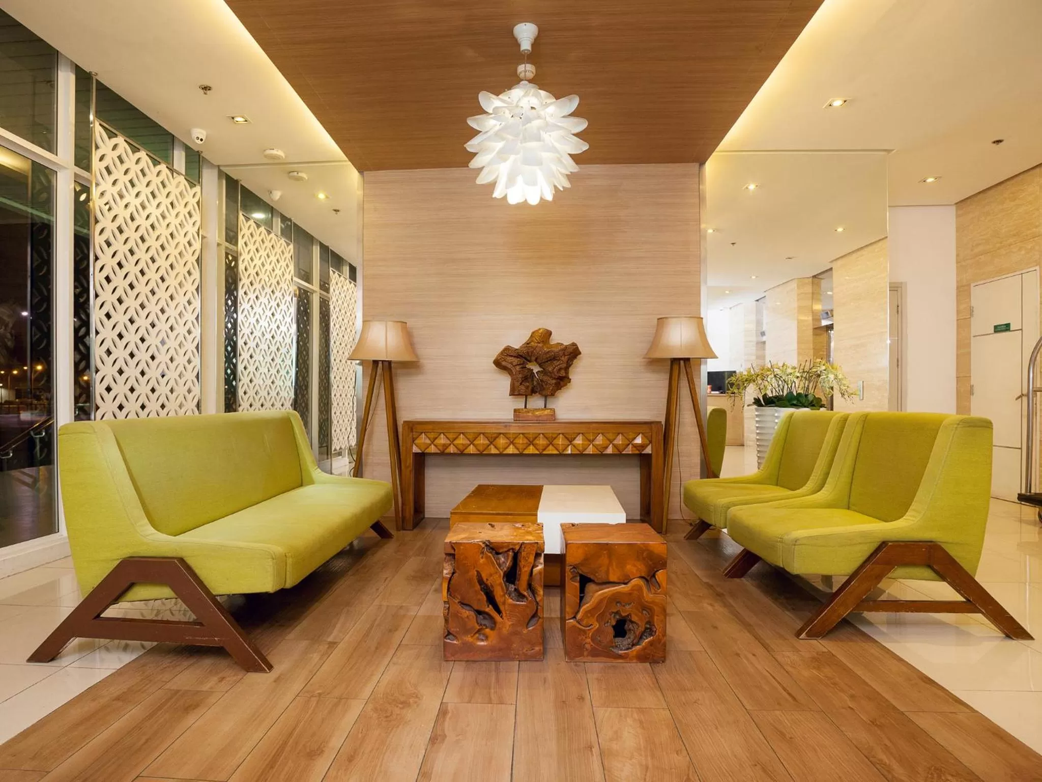 Lobby or reception in Injap Tower Hotel