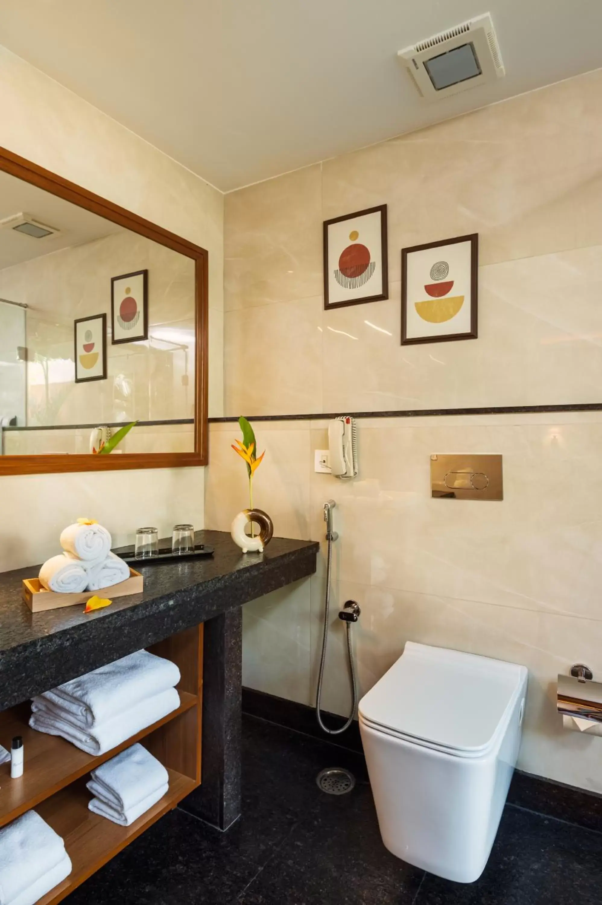 Standard Double Room in Gamyam Beach Resort Standard Double Room in Gamyam Beach Resort