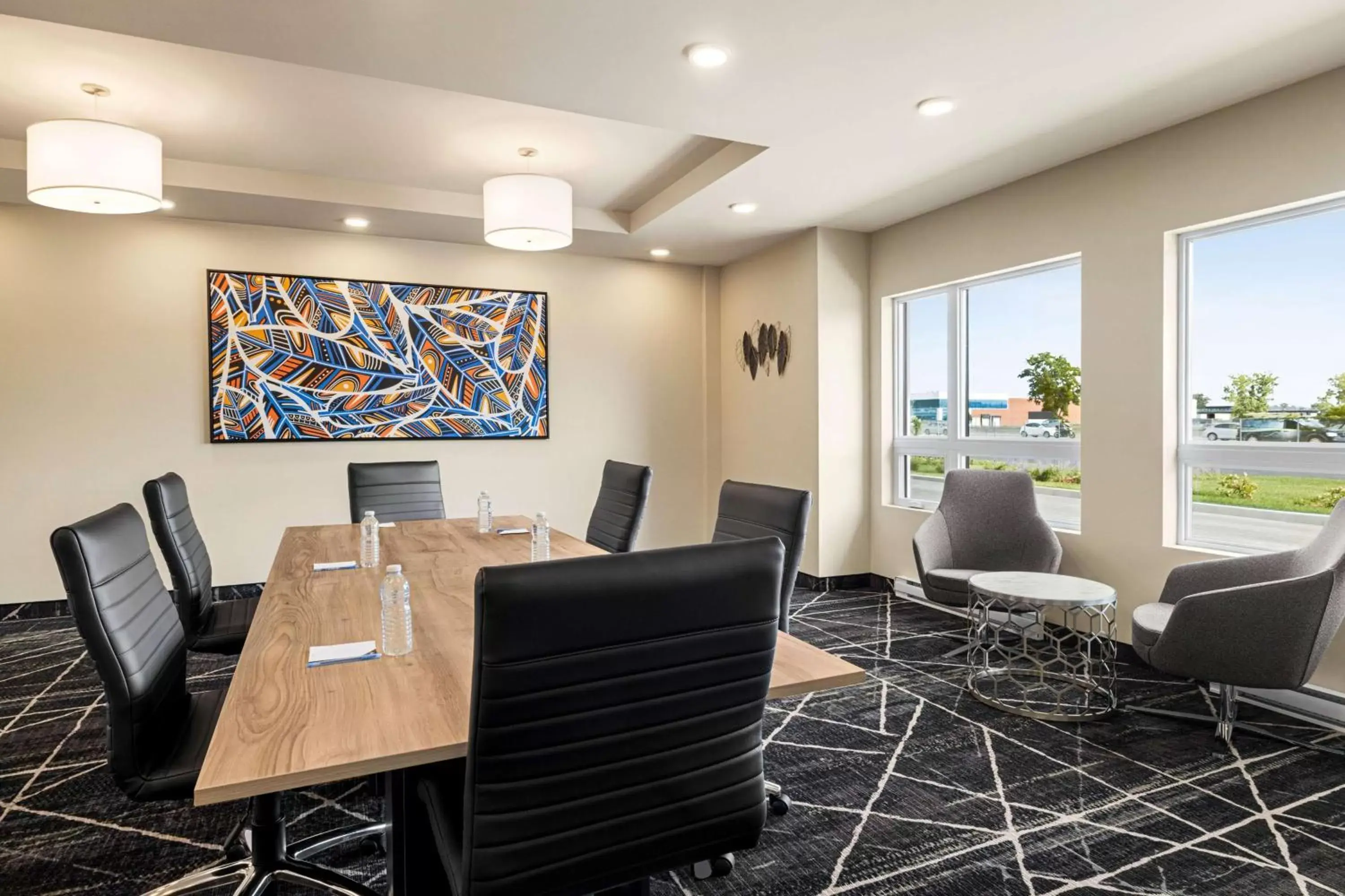 Meeting/conference room in Microtel Inn & Suites Montreal Airport-Dorval QC