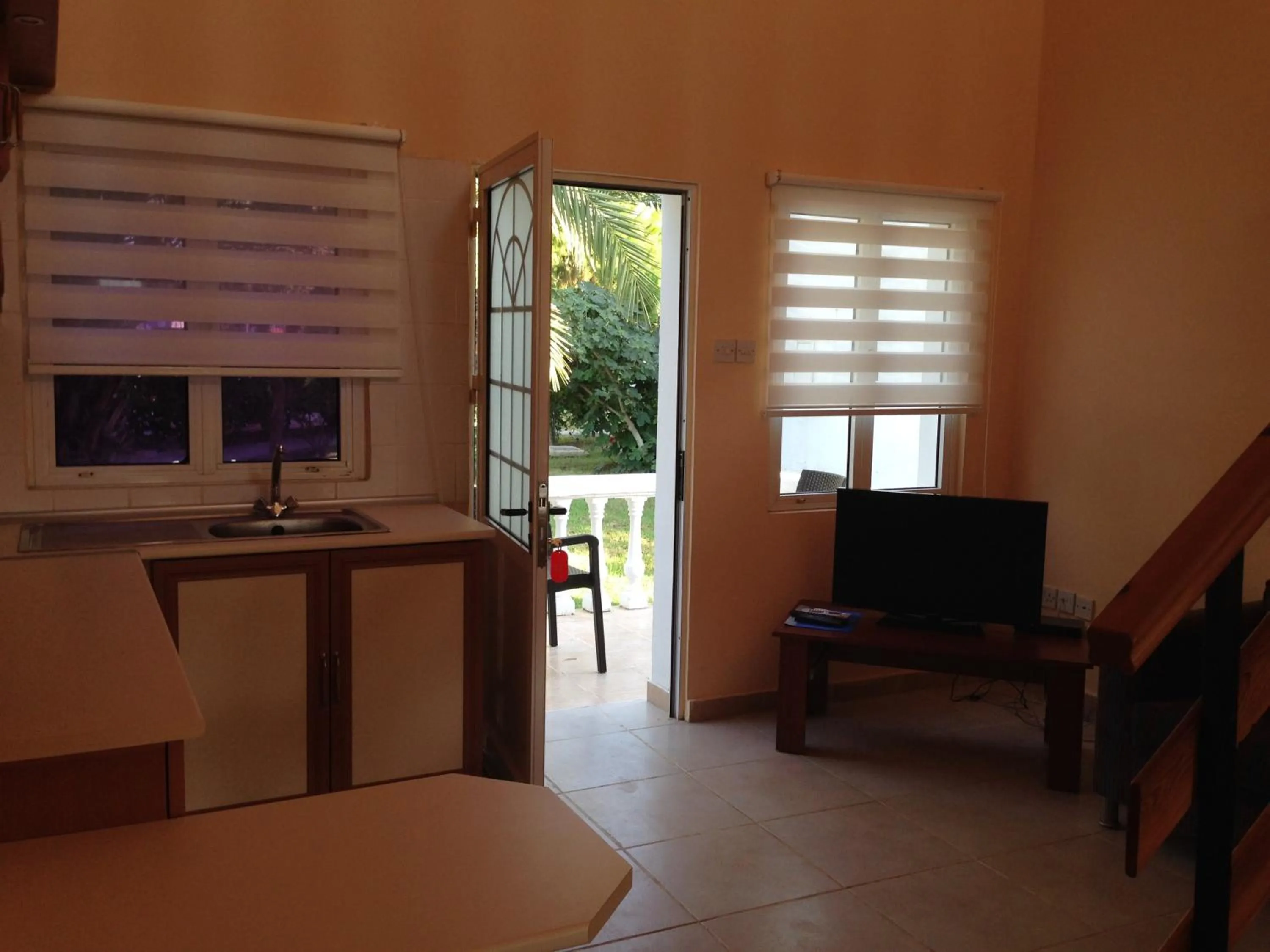 Kitchen or kitchenette in The Prince Inn Hotel & Villas