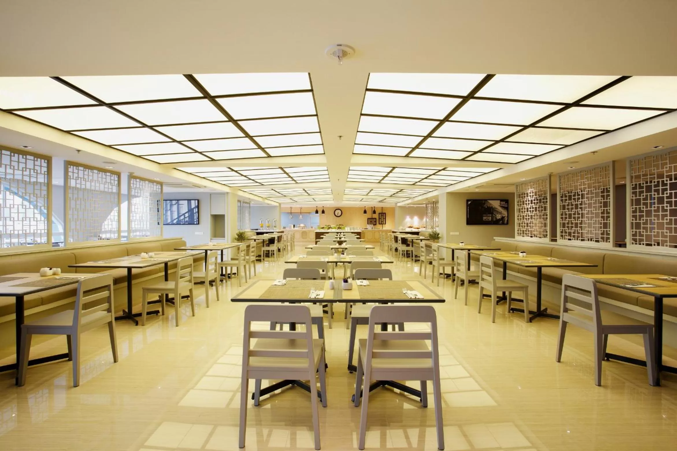 Restaurant/places to eat in The Quarter Hualamphong by UHG