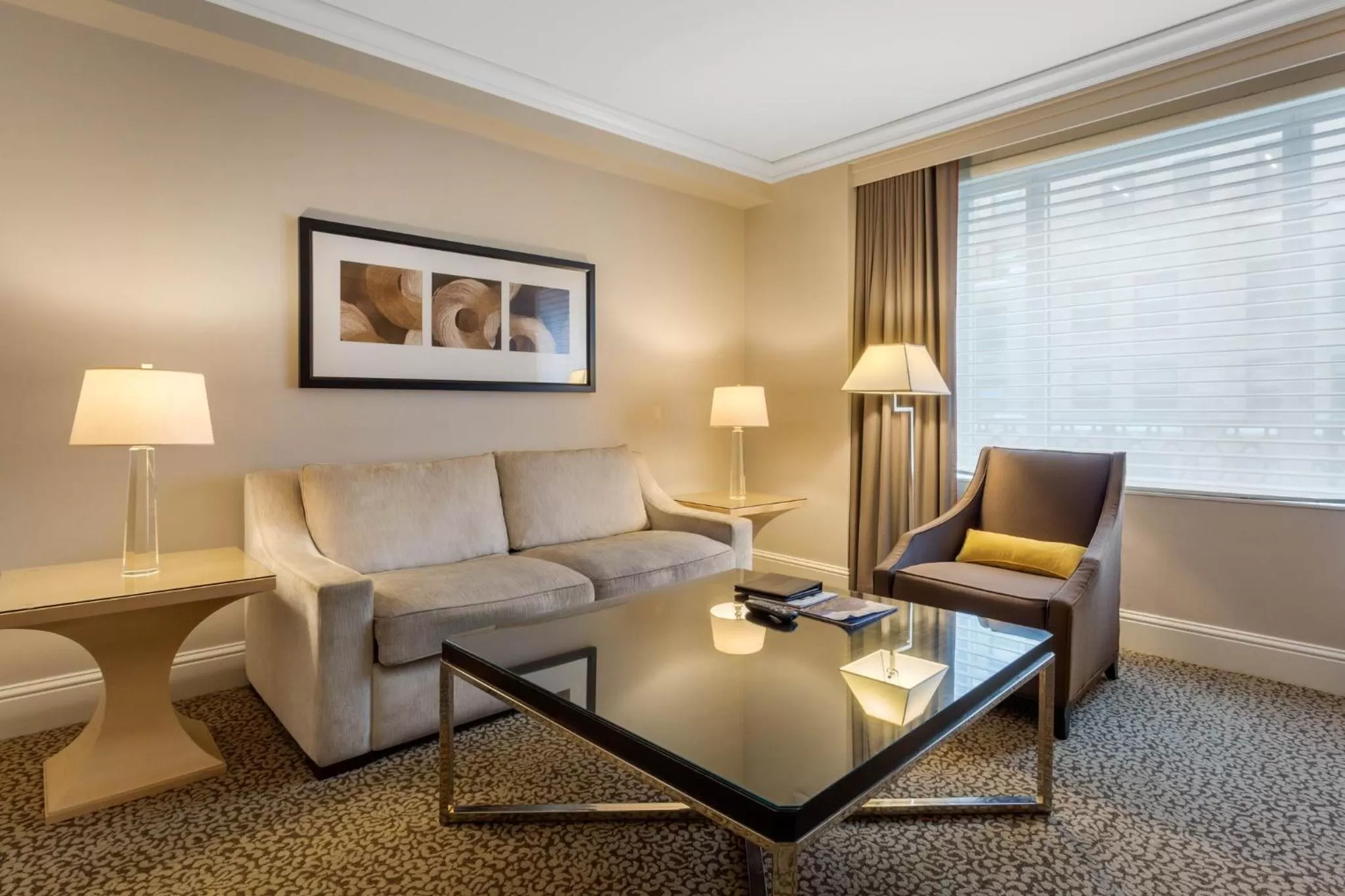 Photo of the whole room in Omni Berkshire Place