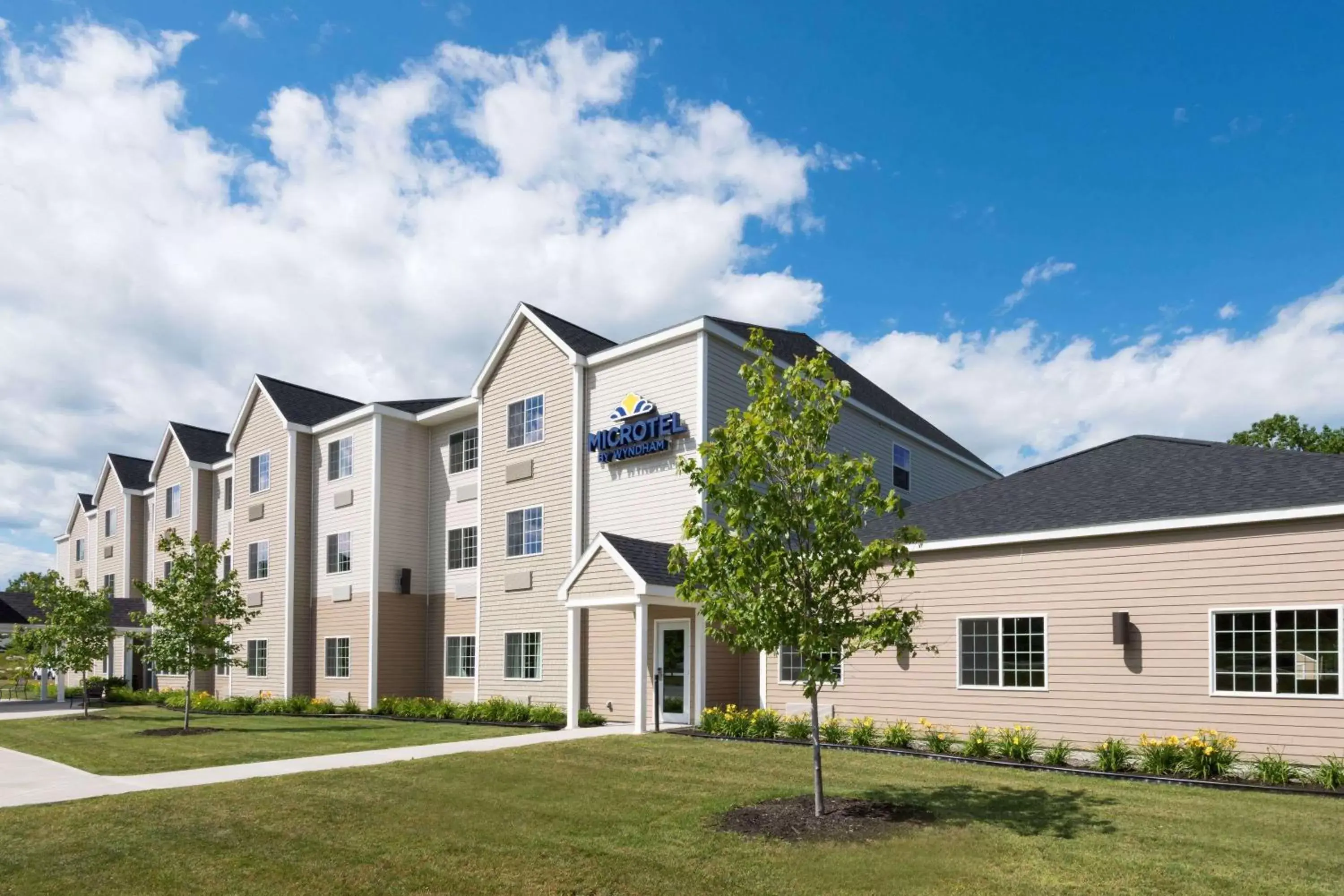 Property Building in Microtel Inn & Suites Windham