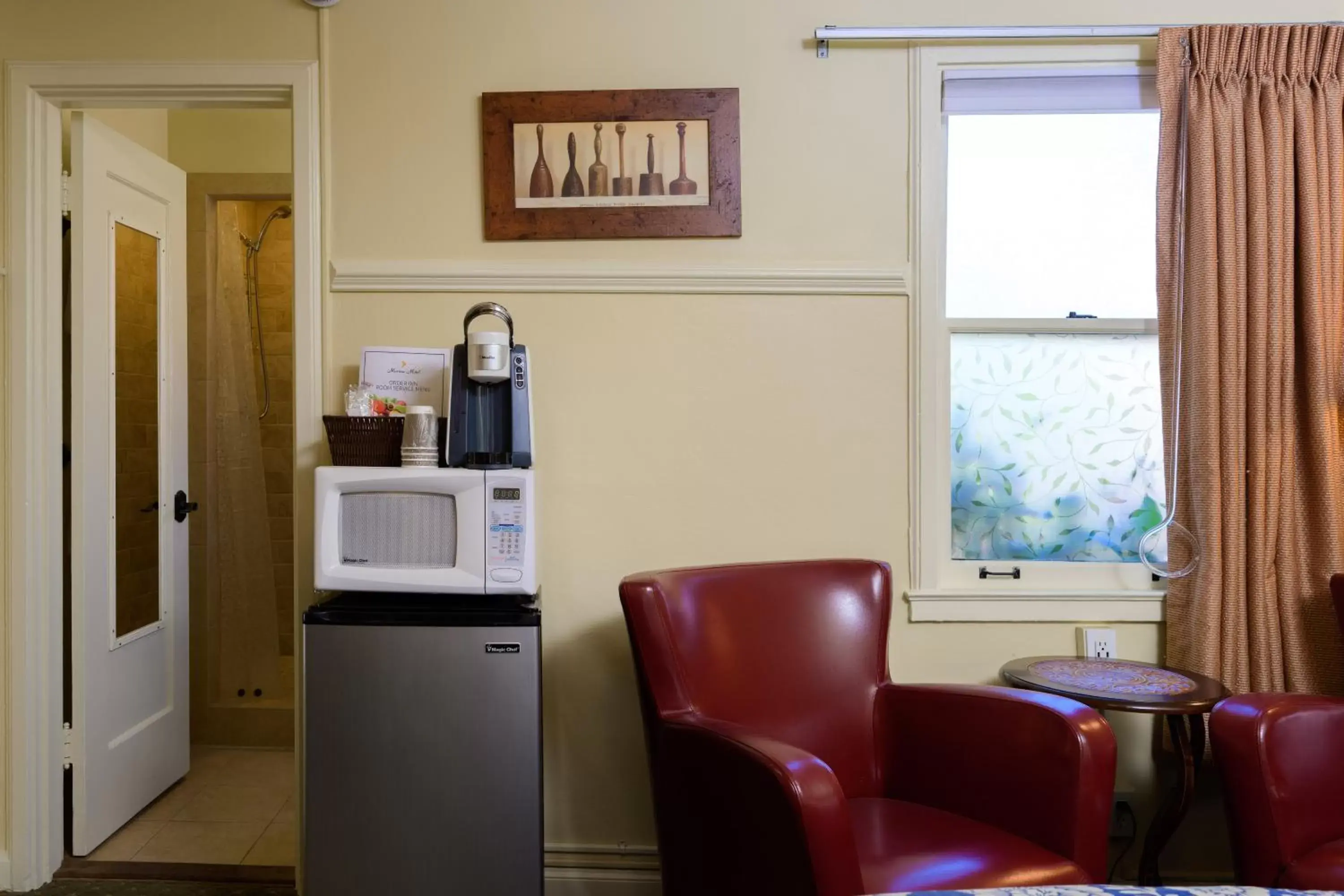Queen Room - Disability Access in Marina Motel