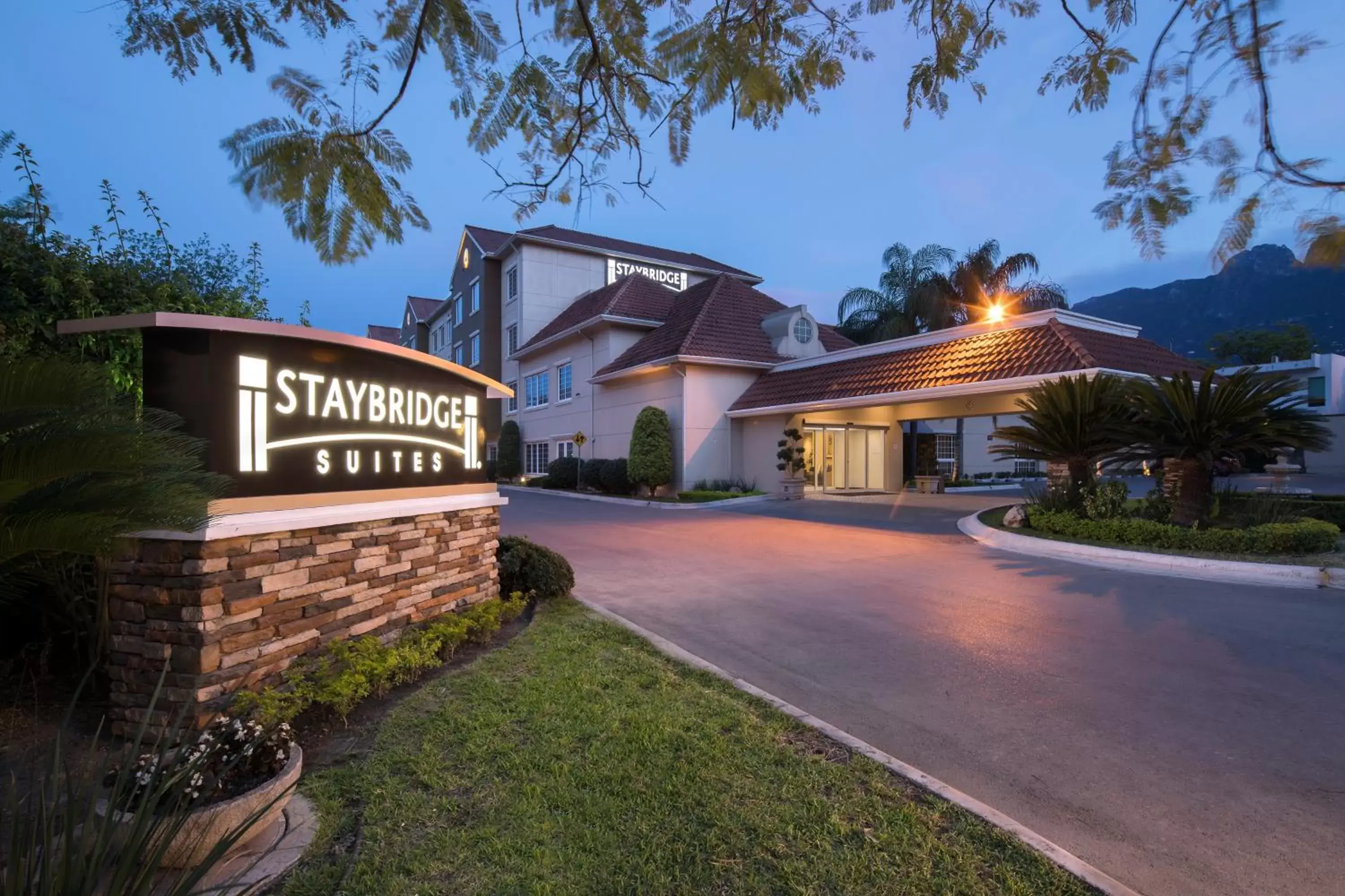 Facade/entrance, Property Building in Staybridge Suites Monterrey San Pedro, an IHG Hotel