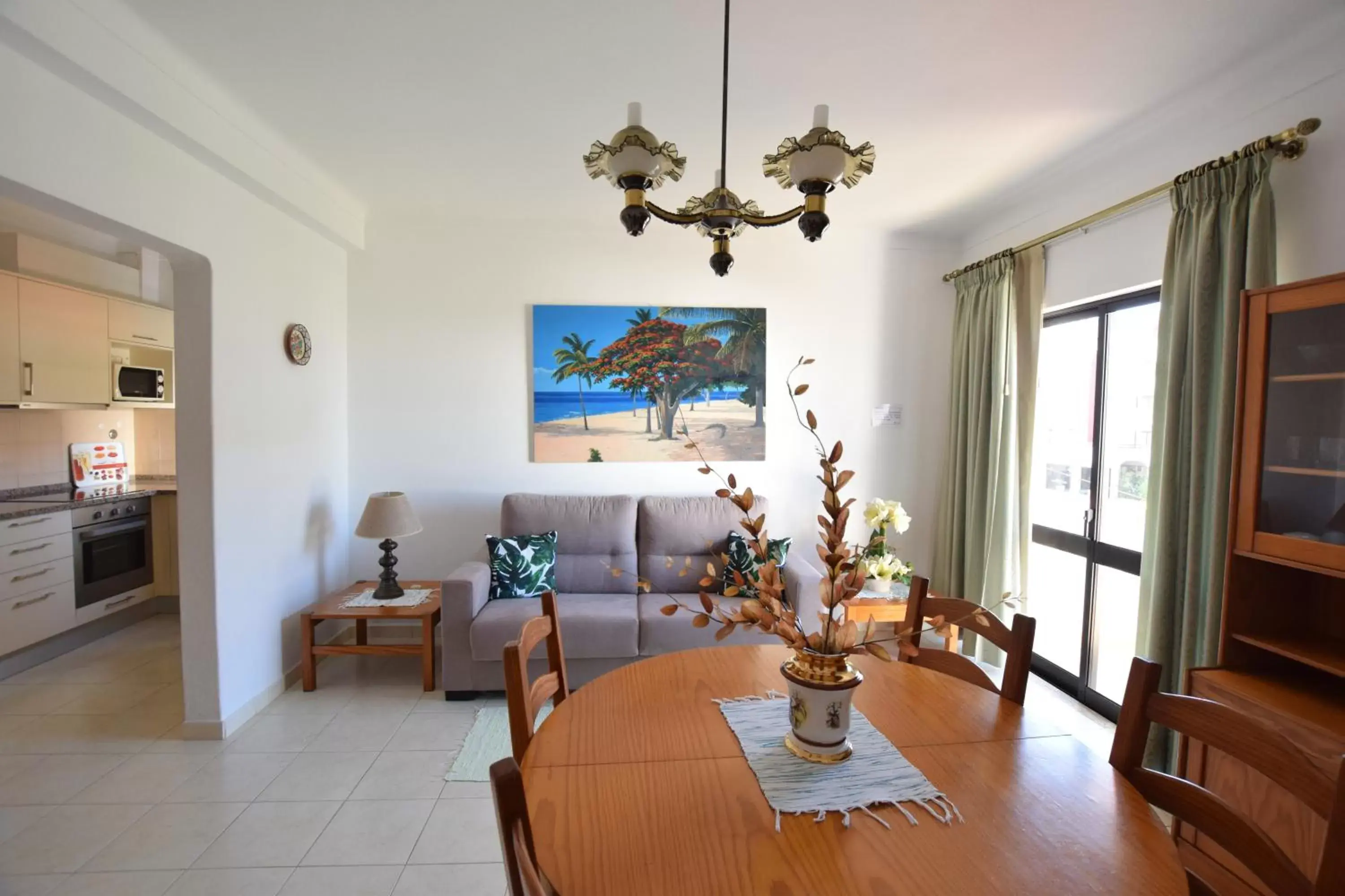 Dining Area in Apartamentos Carruna