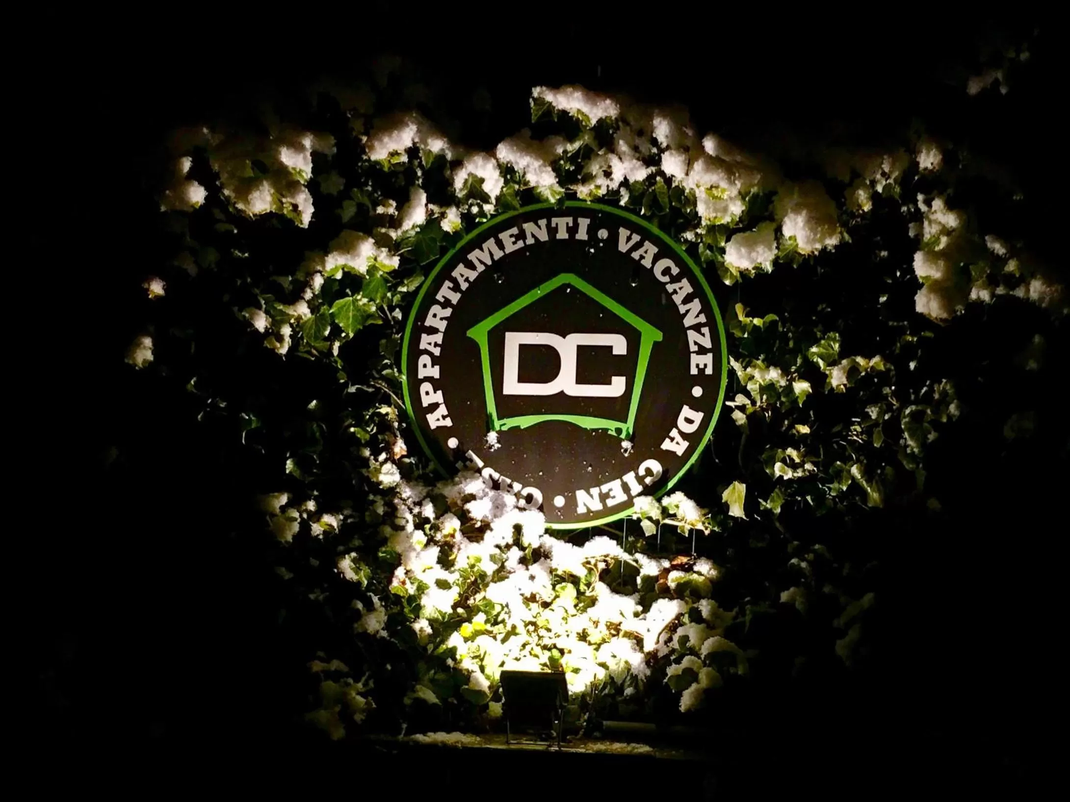 Property logo or sign in Case Appartamenti Vacanze Da Cien