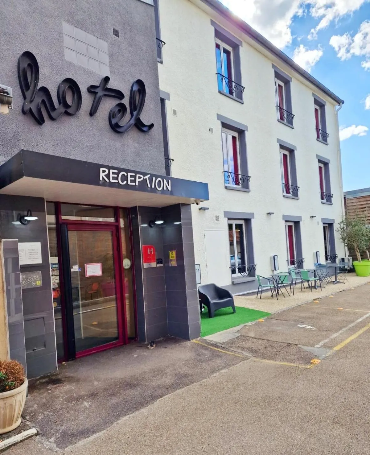 Logis Hôtel du Cirque Troyes centre historique