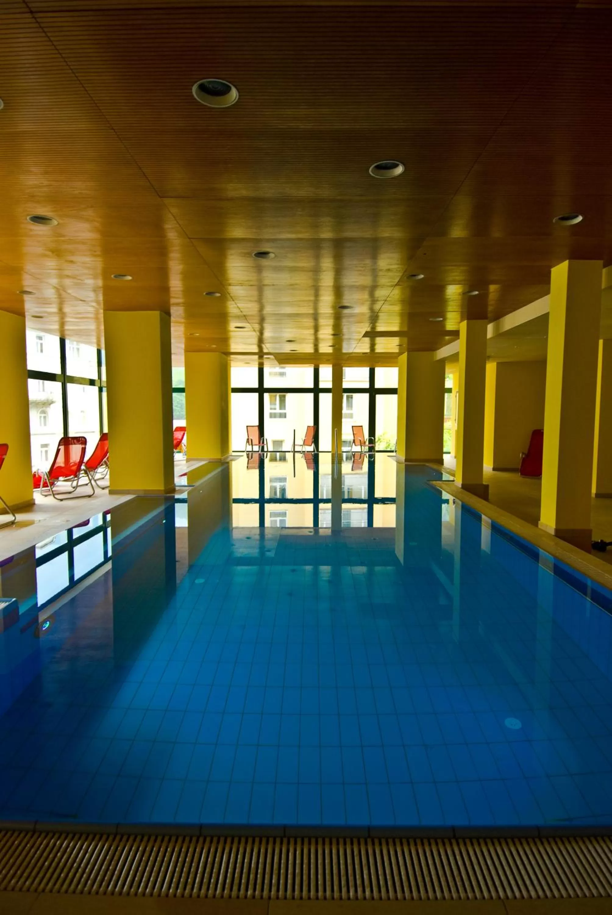 Swimming pool in Thermal Resort Hotel Elisabethpark