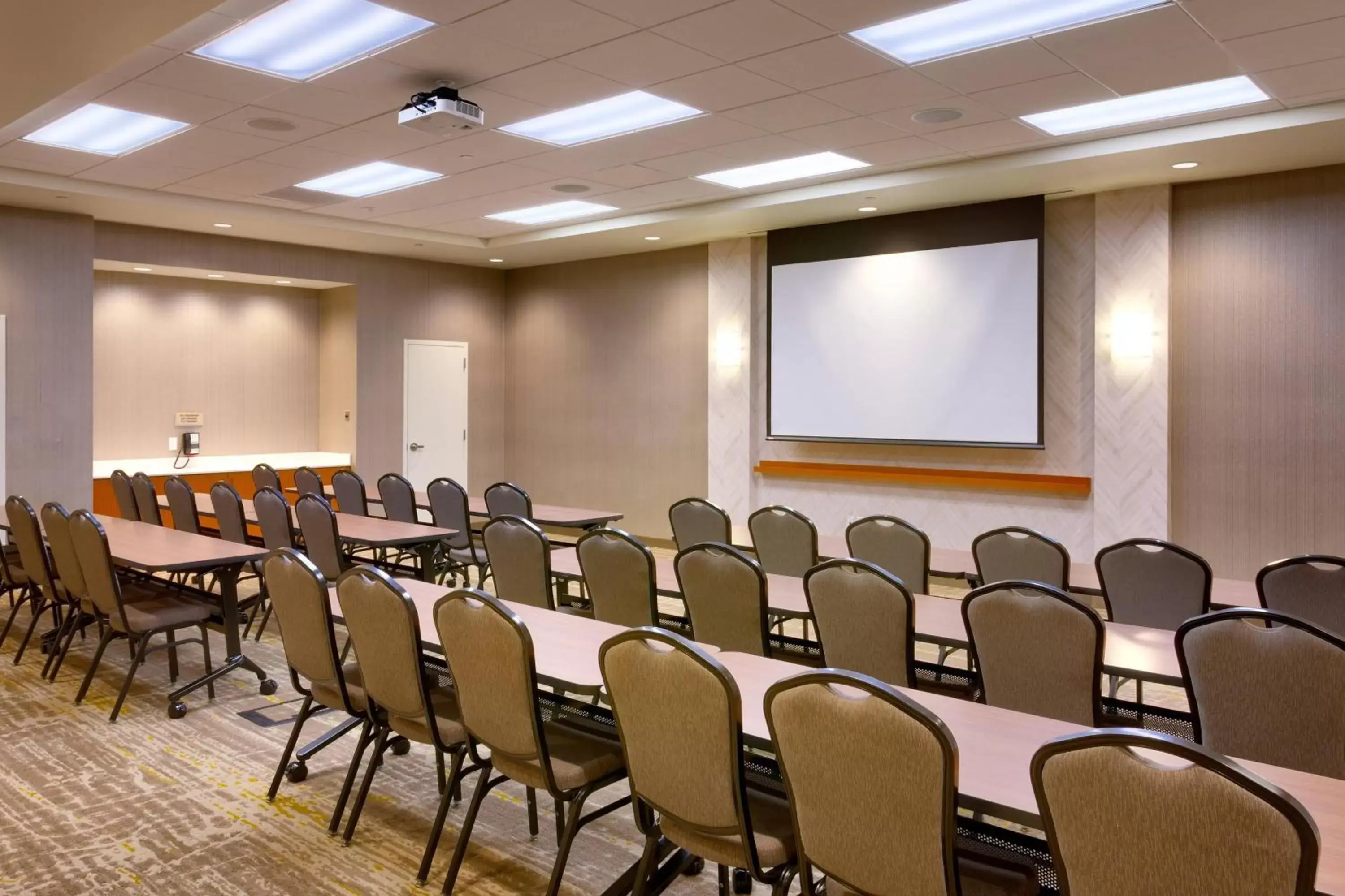 Meeting/conference room in SpringHill Suites by Marriott Salt Lake City-South Jordan