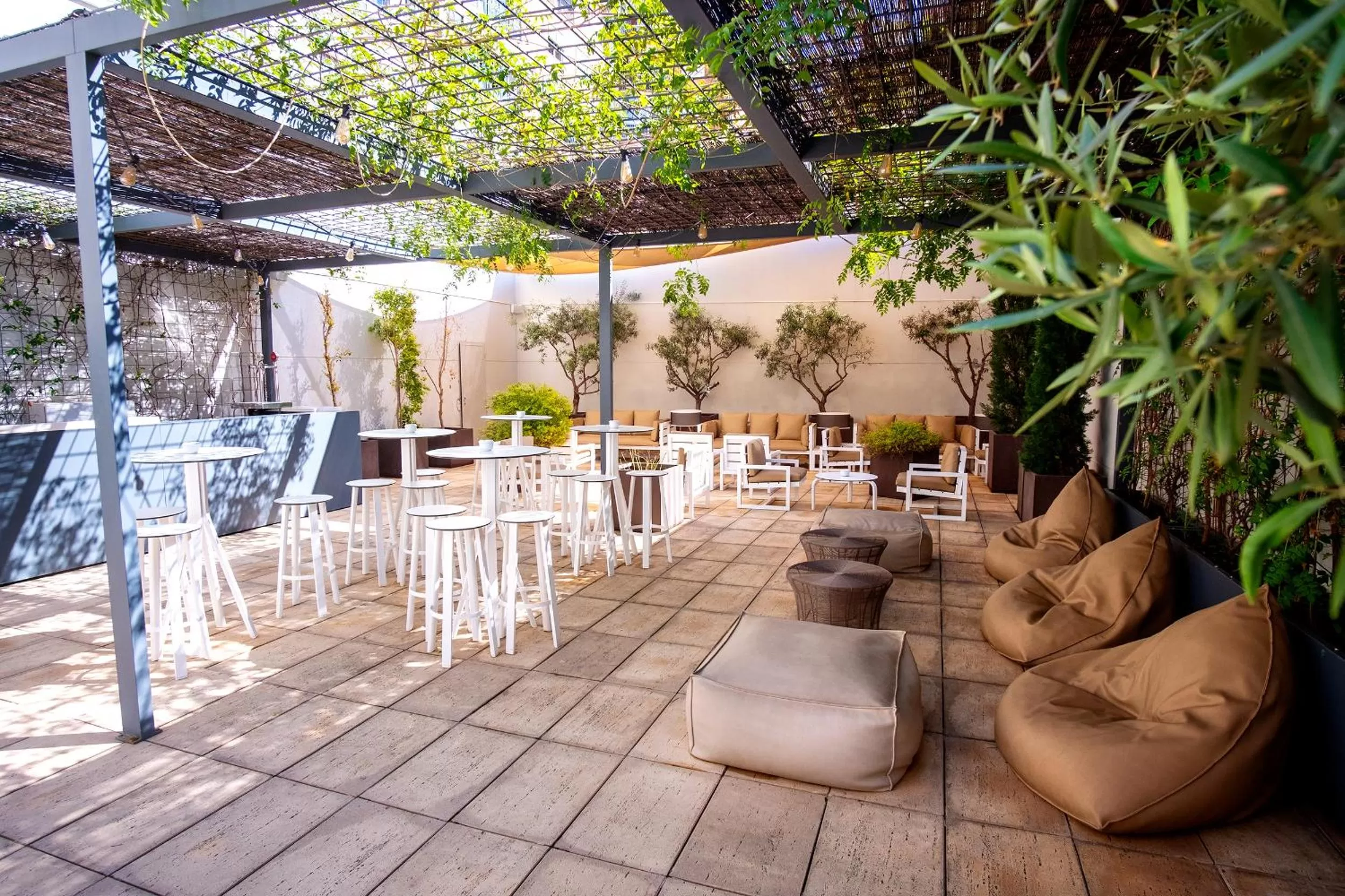 Patio in Hotel Vilamarí