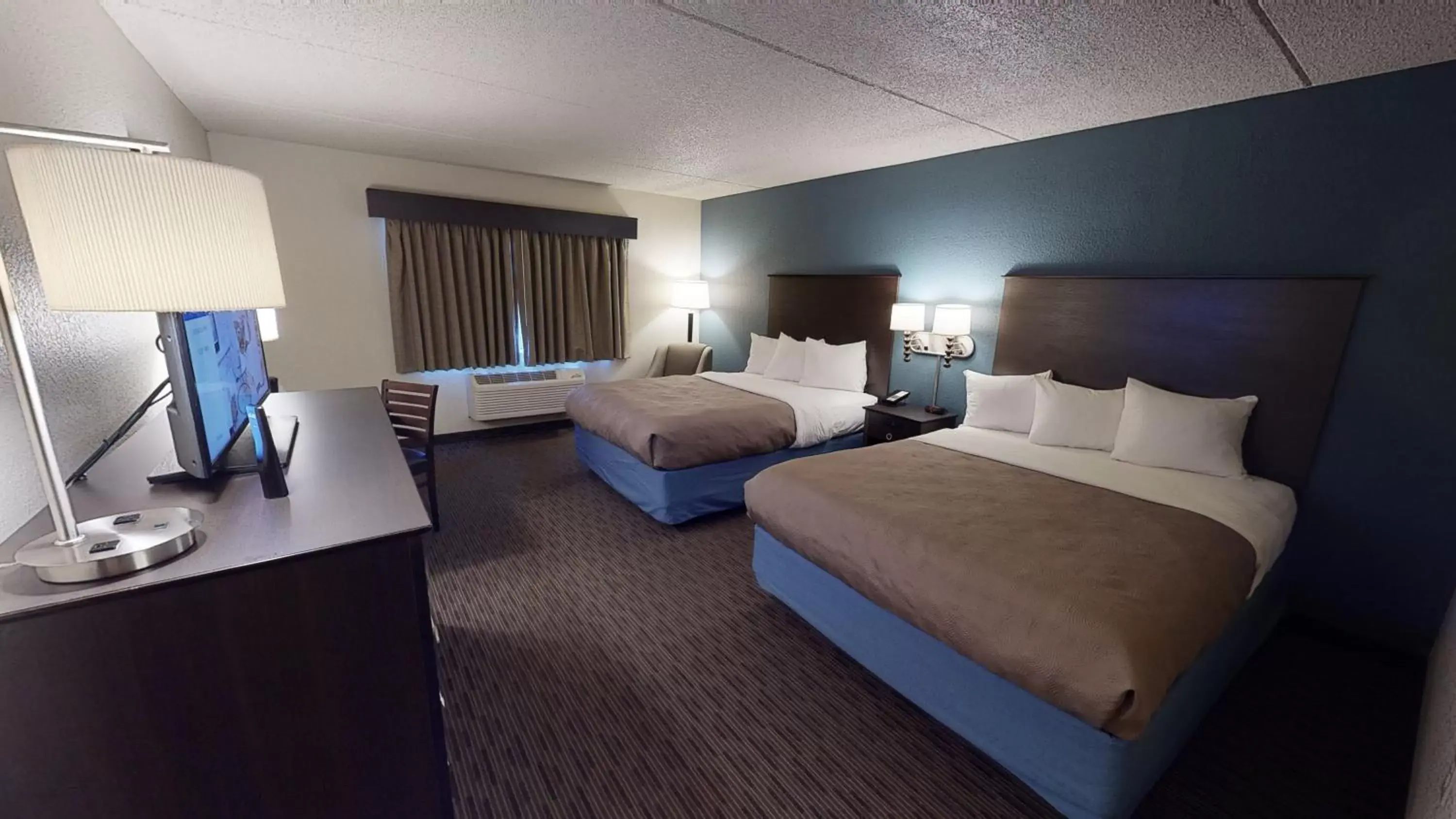 Bedroom in AmericInn by Wyndham Mounds View Minneapolis