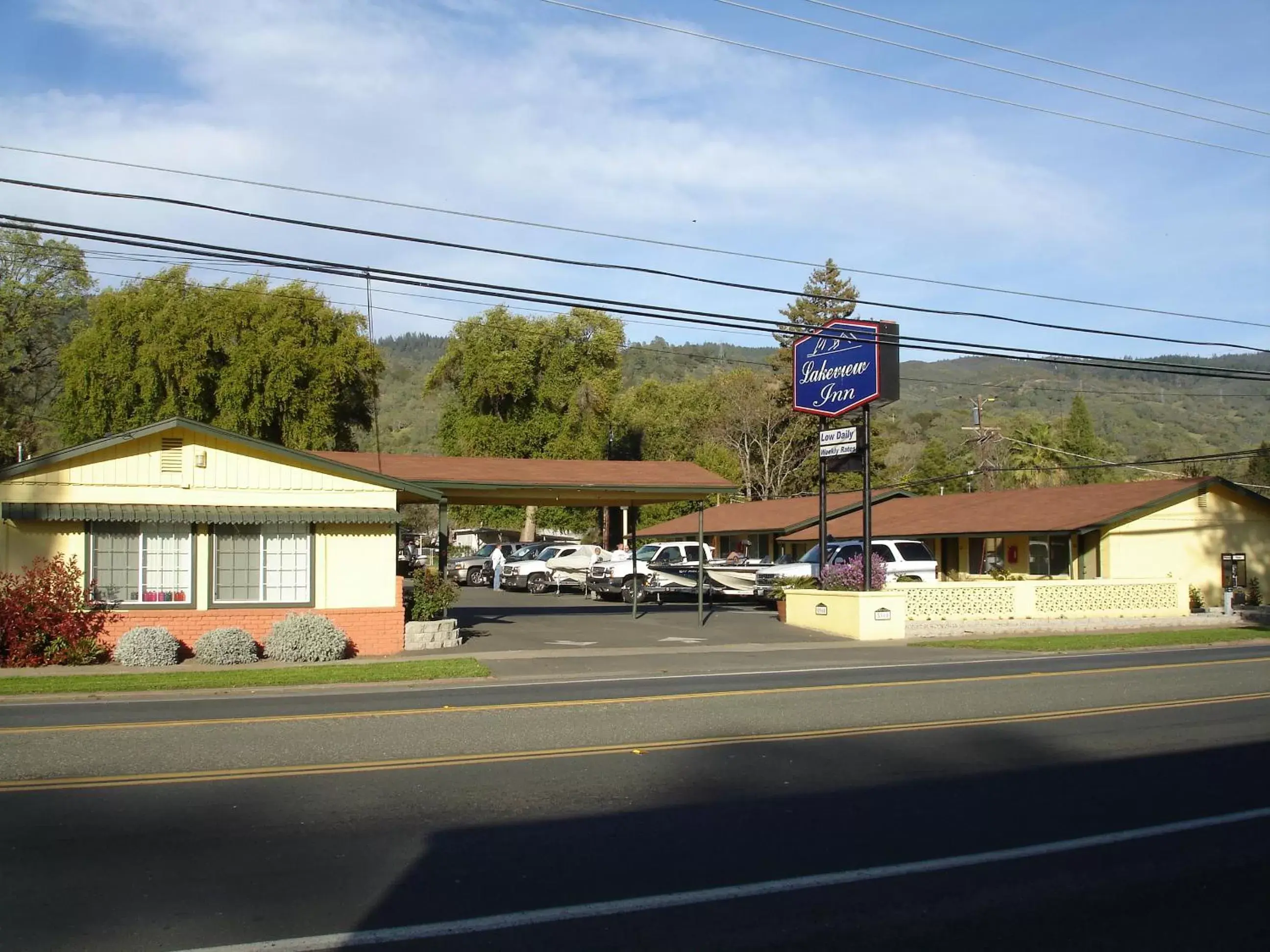 Property Building in Lakeview Inn