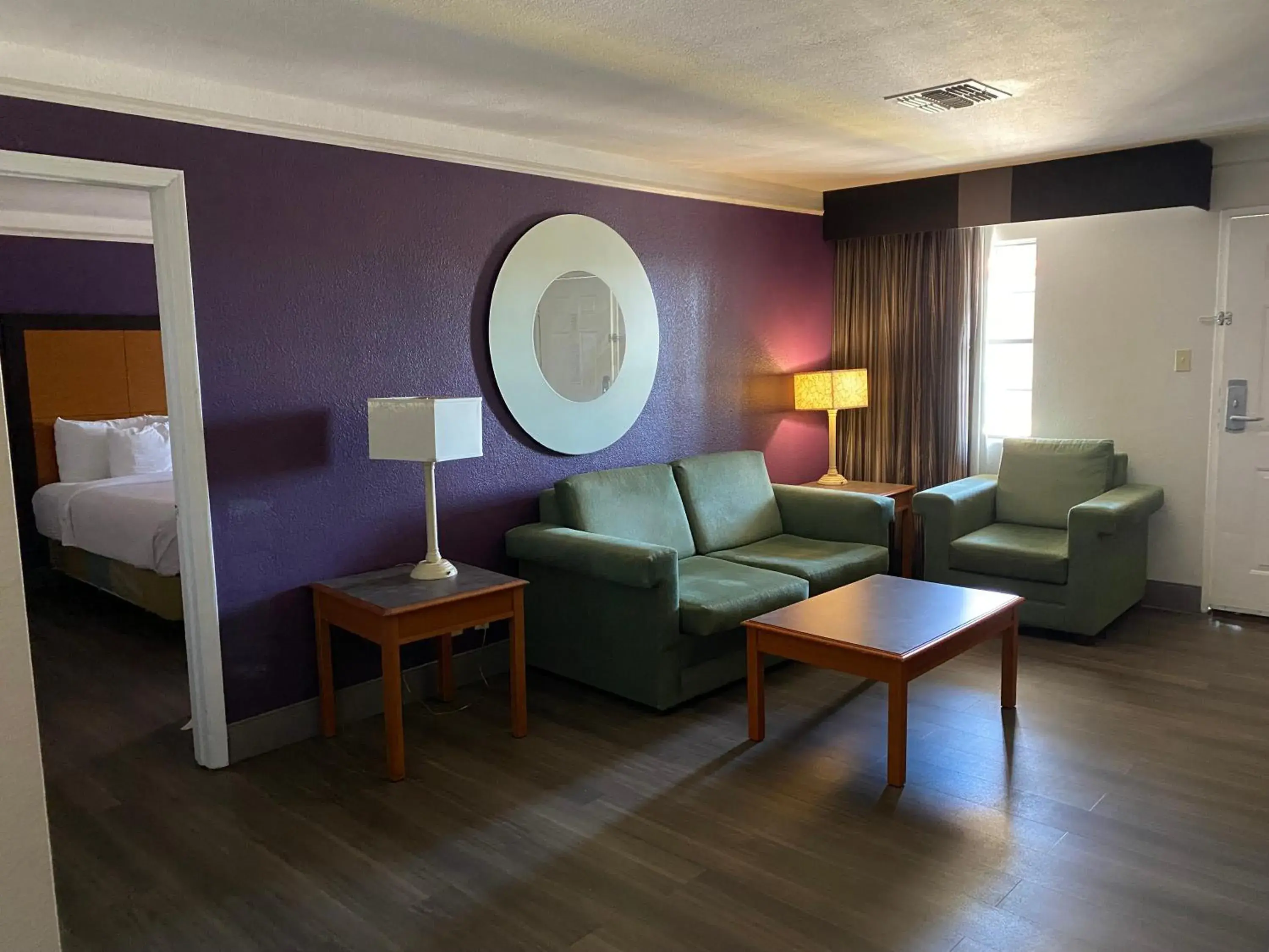 Seating Area in La Quinta Inn by Wyndham Corpus Christi North