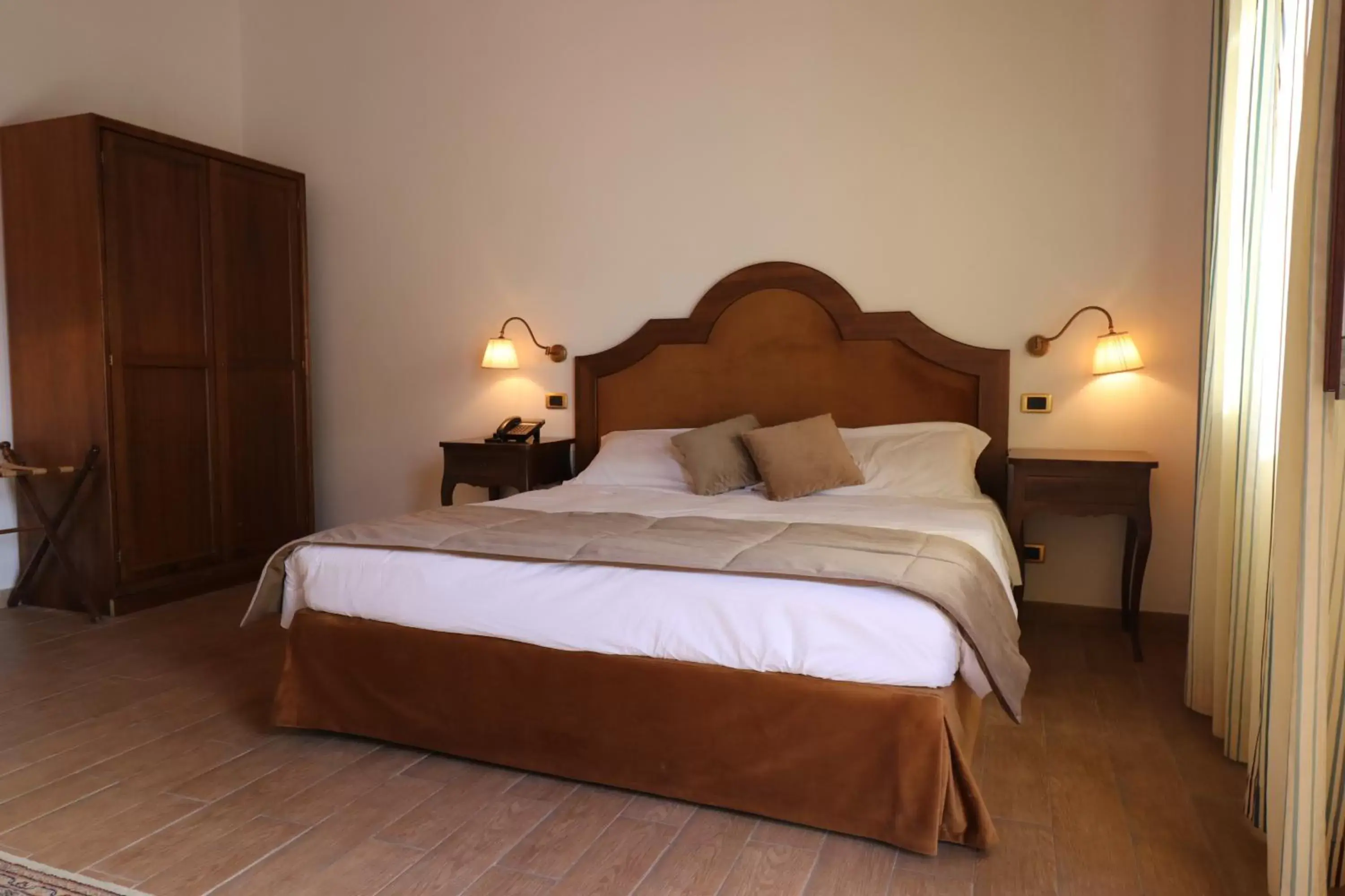 Bedroom, Bed in Hotel Villa Lampedusa