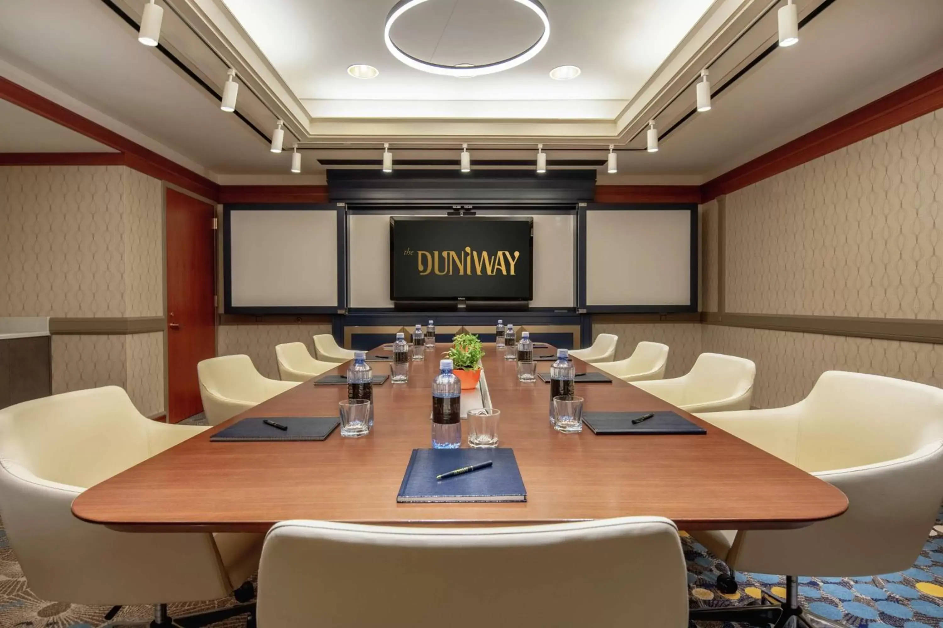 Meeting/conference room in The Duniway Portland, A Hilton Hotel