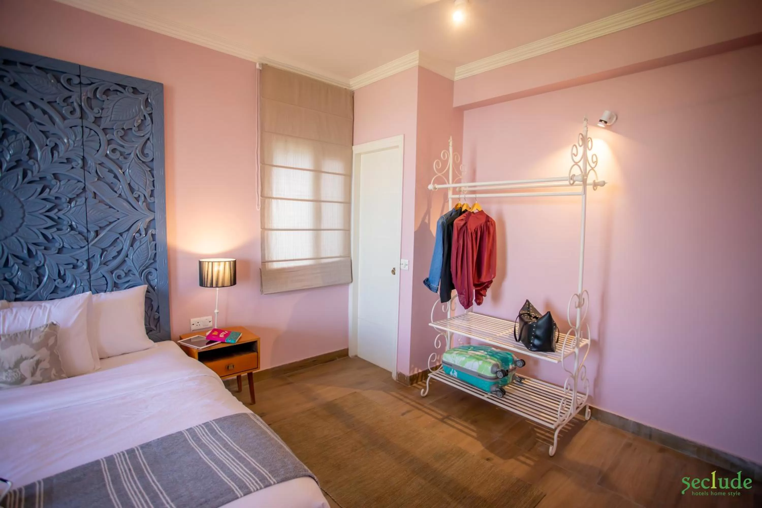 Photo of the whole room, Bed in Seclude Kasauli, Himachal Pradesh