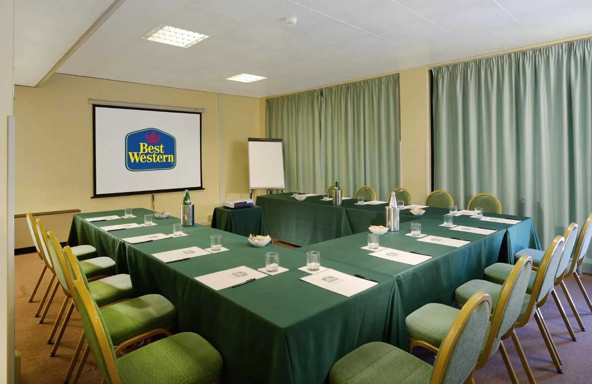 Business facilities in Best Western Hotel Rome Airport