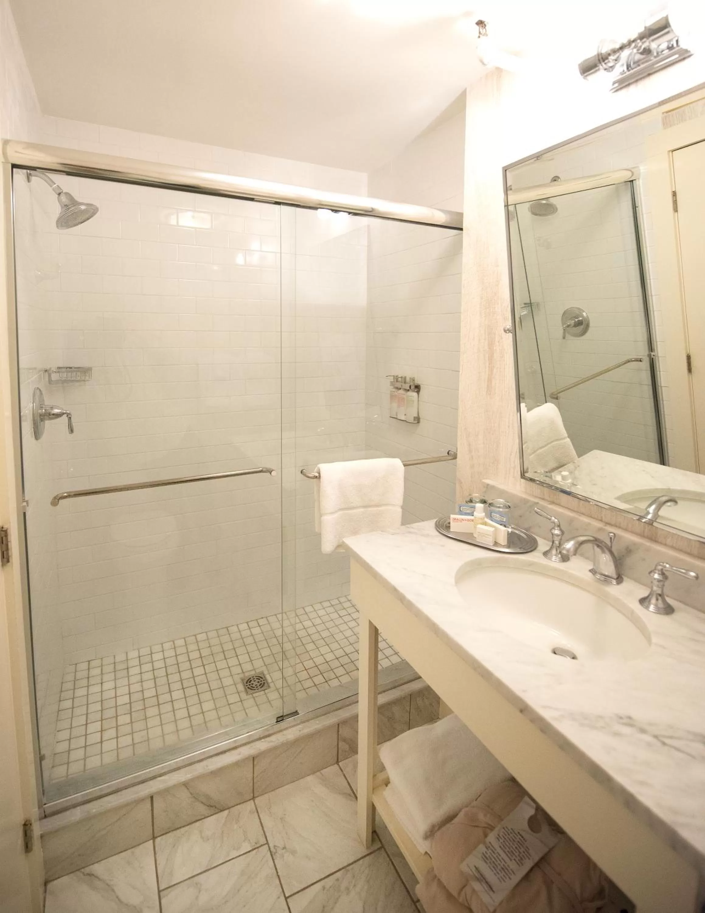 Shower in The Boathouse