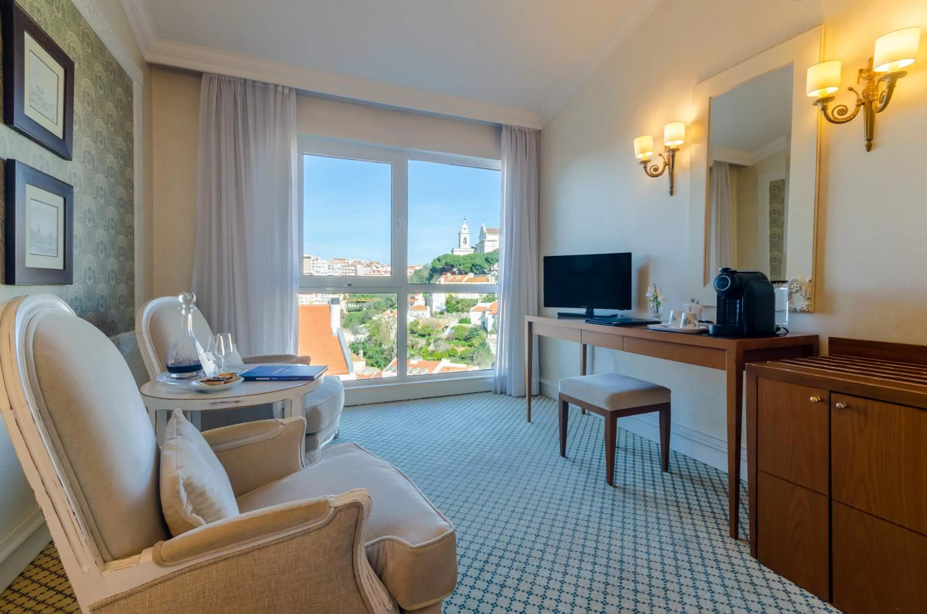 Photo of the whole room in Olissippo Castelo