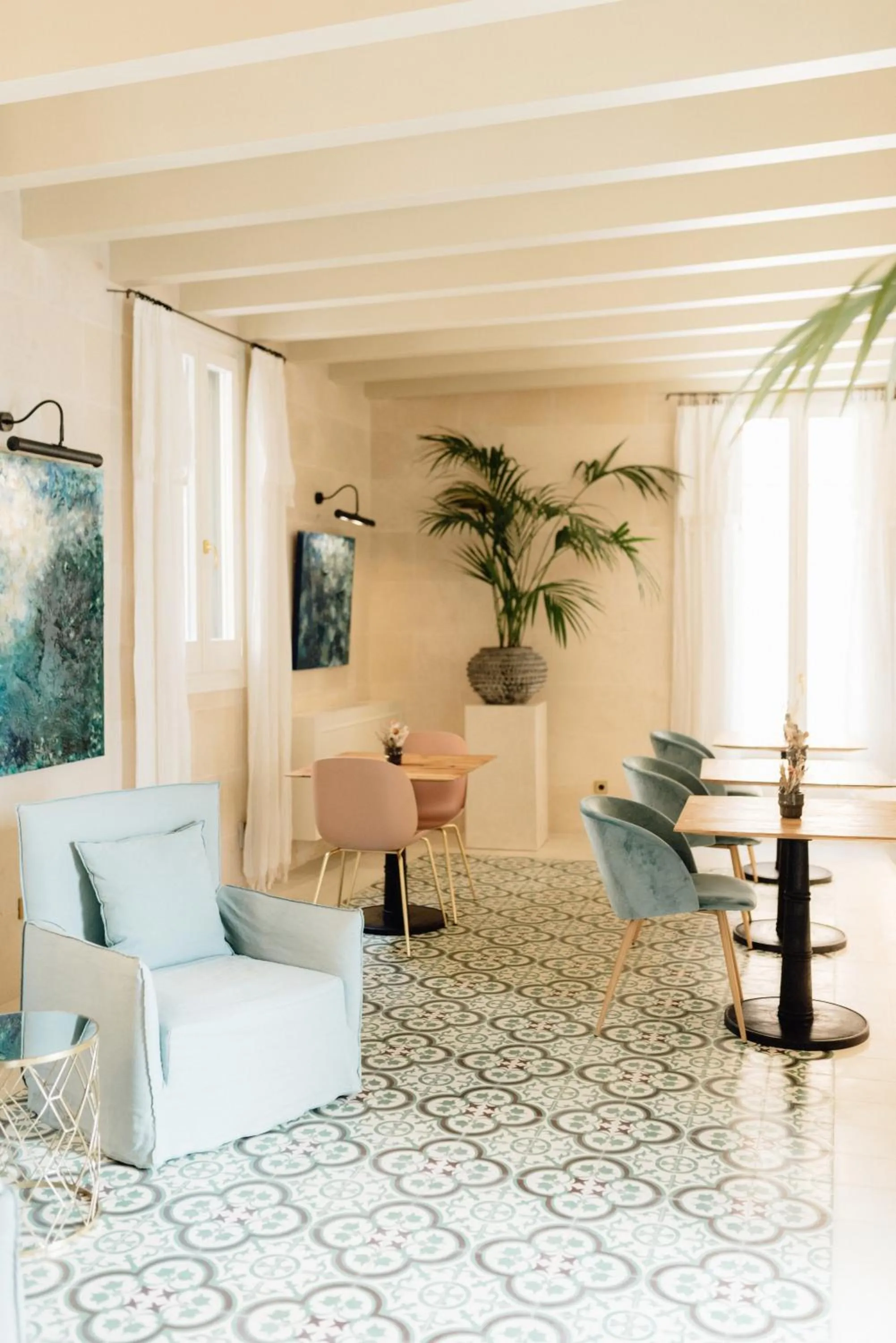 Seating area in Hotel Boutique Can Sastre