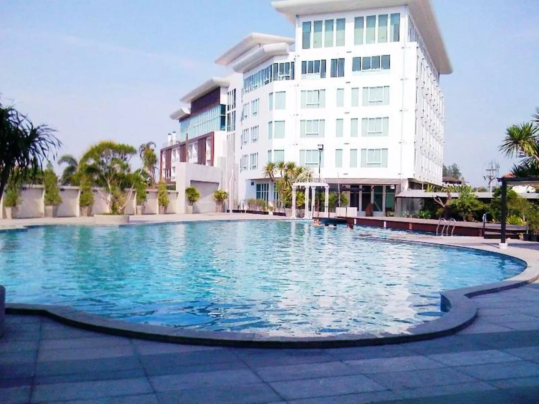 Swimming pool in Prajaktra Design Hotel Swimming pool in Prajaktra Design Hotel
