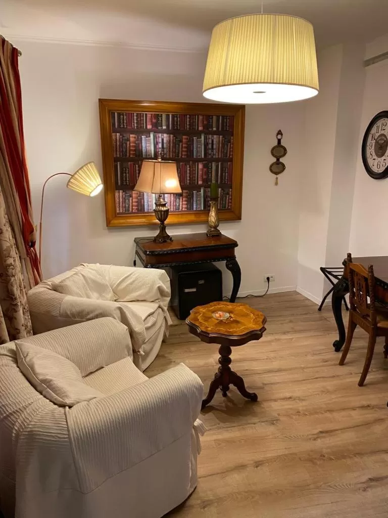 Grand Boutique Hotel