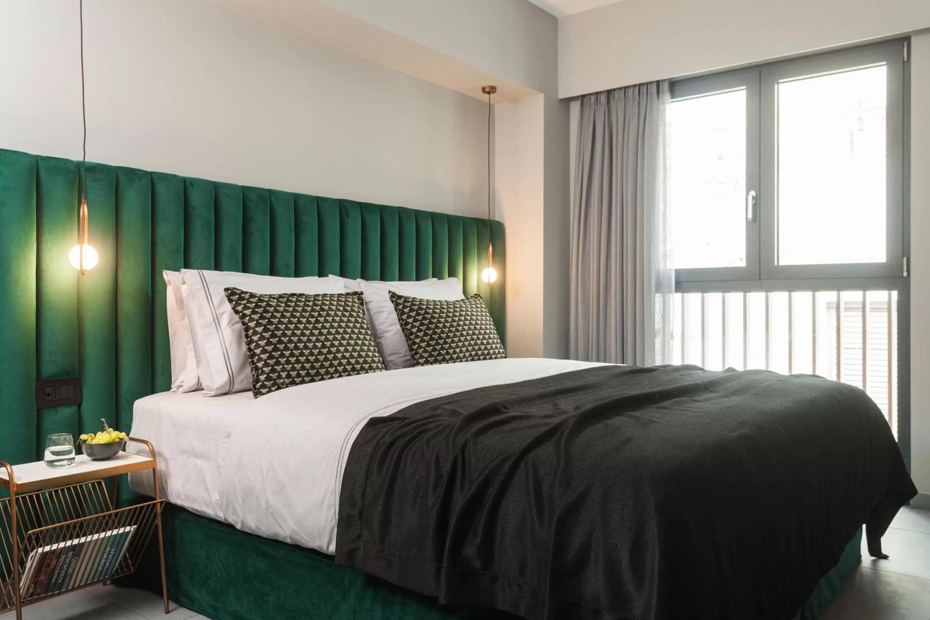 Bed in 11 Enteka Acropolis Suites