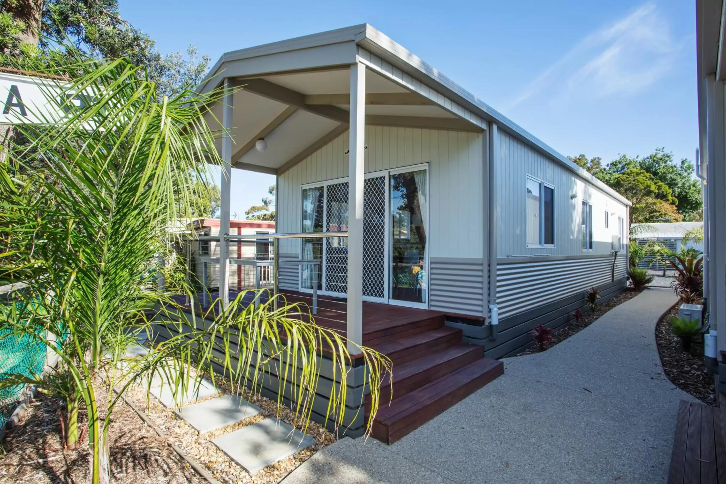 Facade/entrance, Property Building in Kaloha Holiday Resort Phillip Island