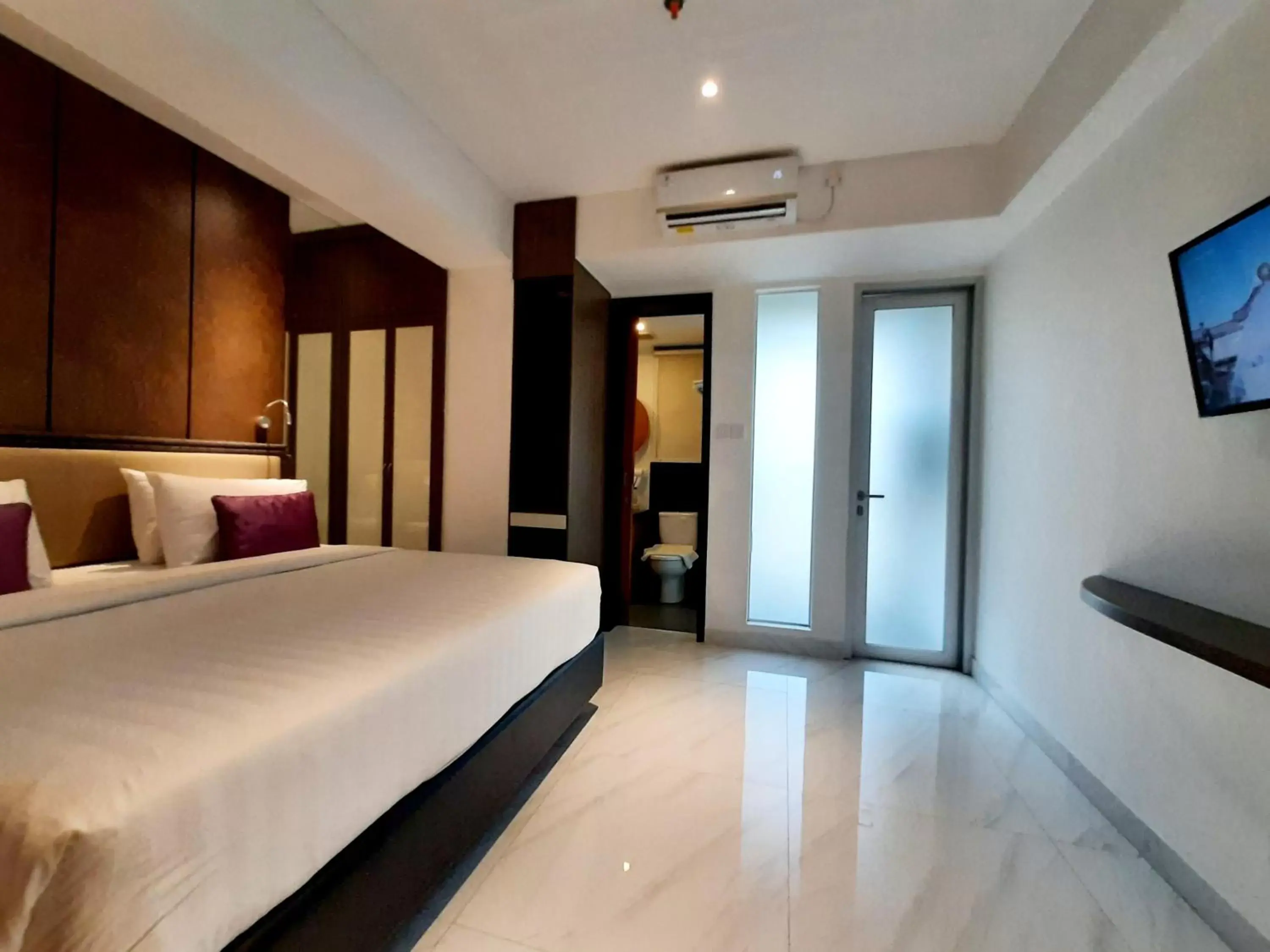 Bedroom, Bed in Shakti Hotel Bandung