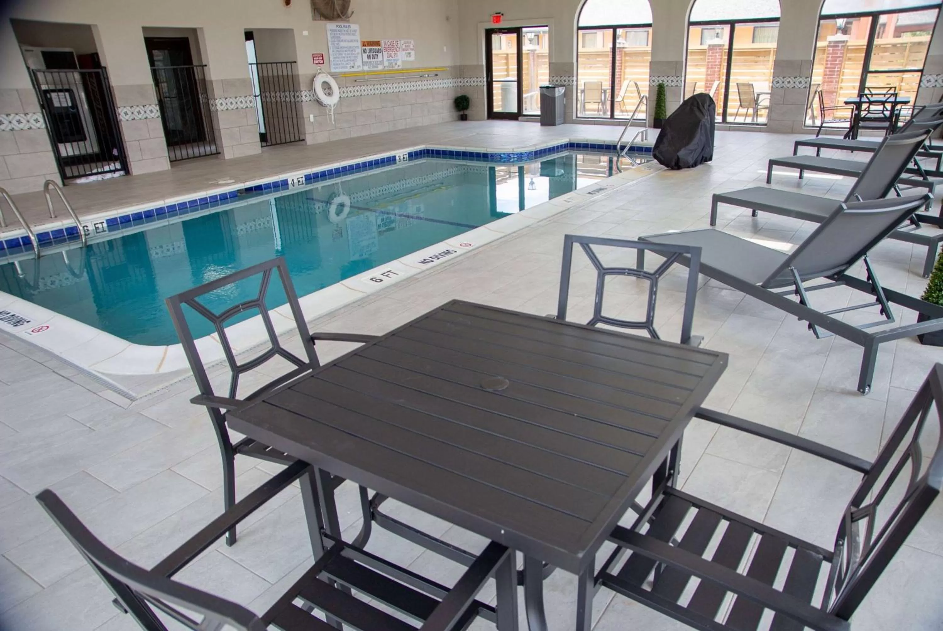 Pool view in Days Inn by Wyndham Amarillo - Medical Center