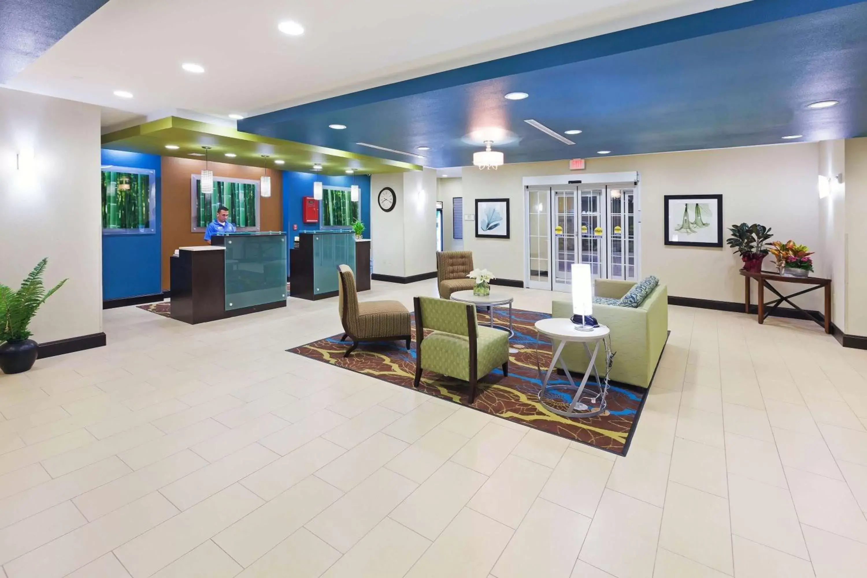 Lobby or reception, Lobby/Reception in La Quinta by Wyndham Floresville