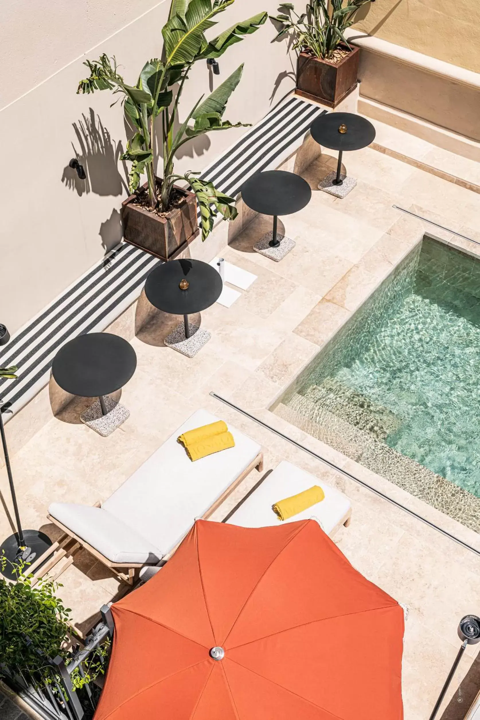 Swimming pool, Pool View in Hôtel Le Mosaïque