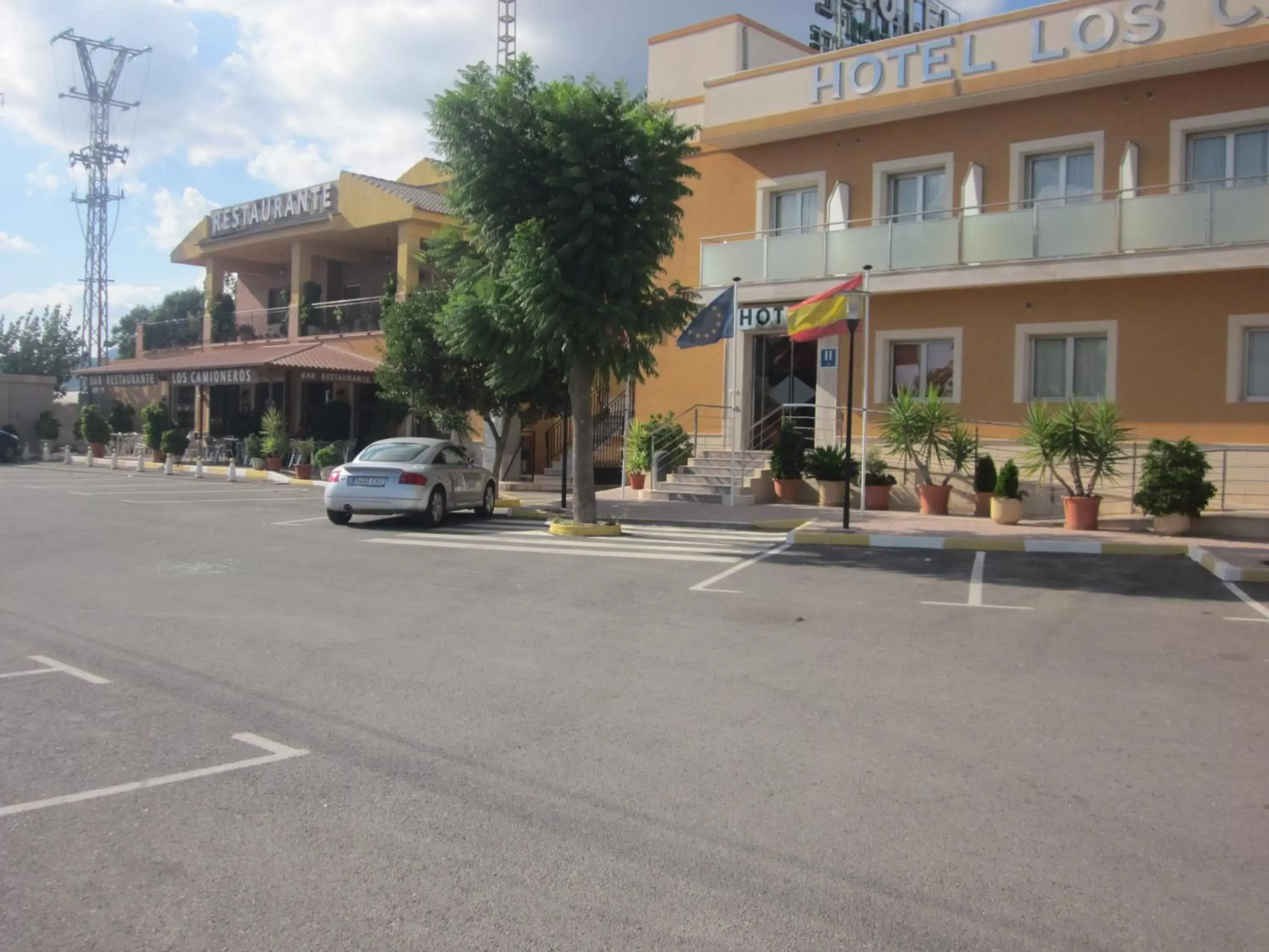 Property Building in Hotel Totana Sur