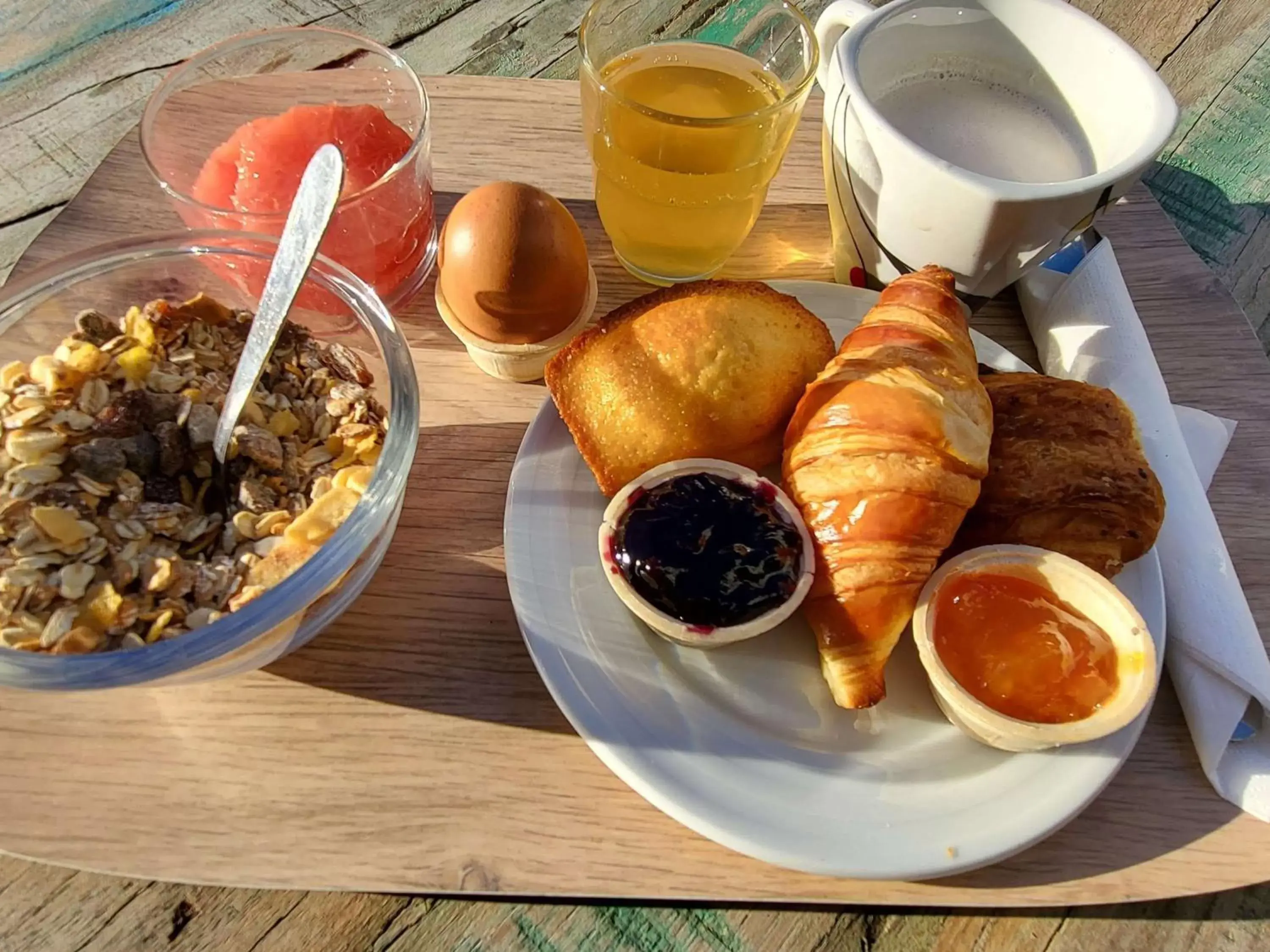 Breakfast in Ibis Lunel Petite Camargue