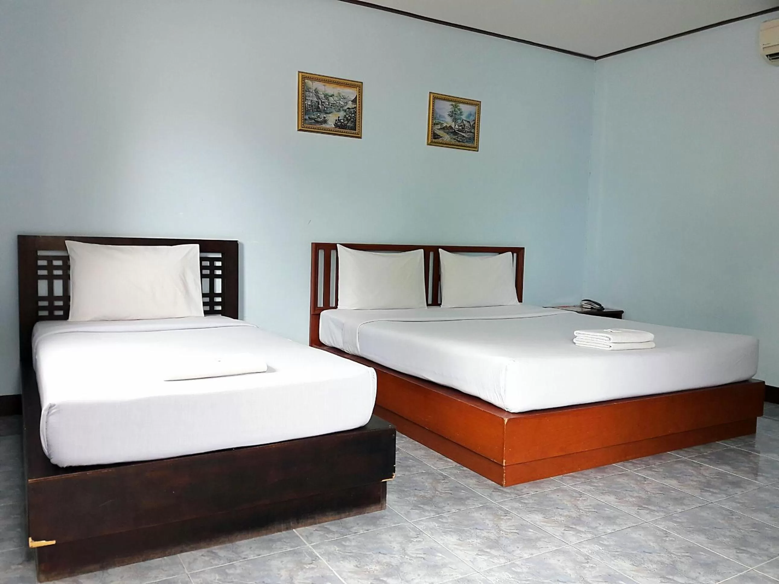Bedroom, Bed in โรงแรมฟ้าพราวฝน Fah Proud Fon Hotel