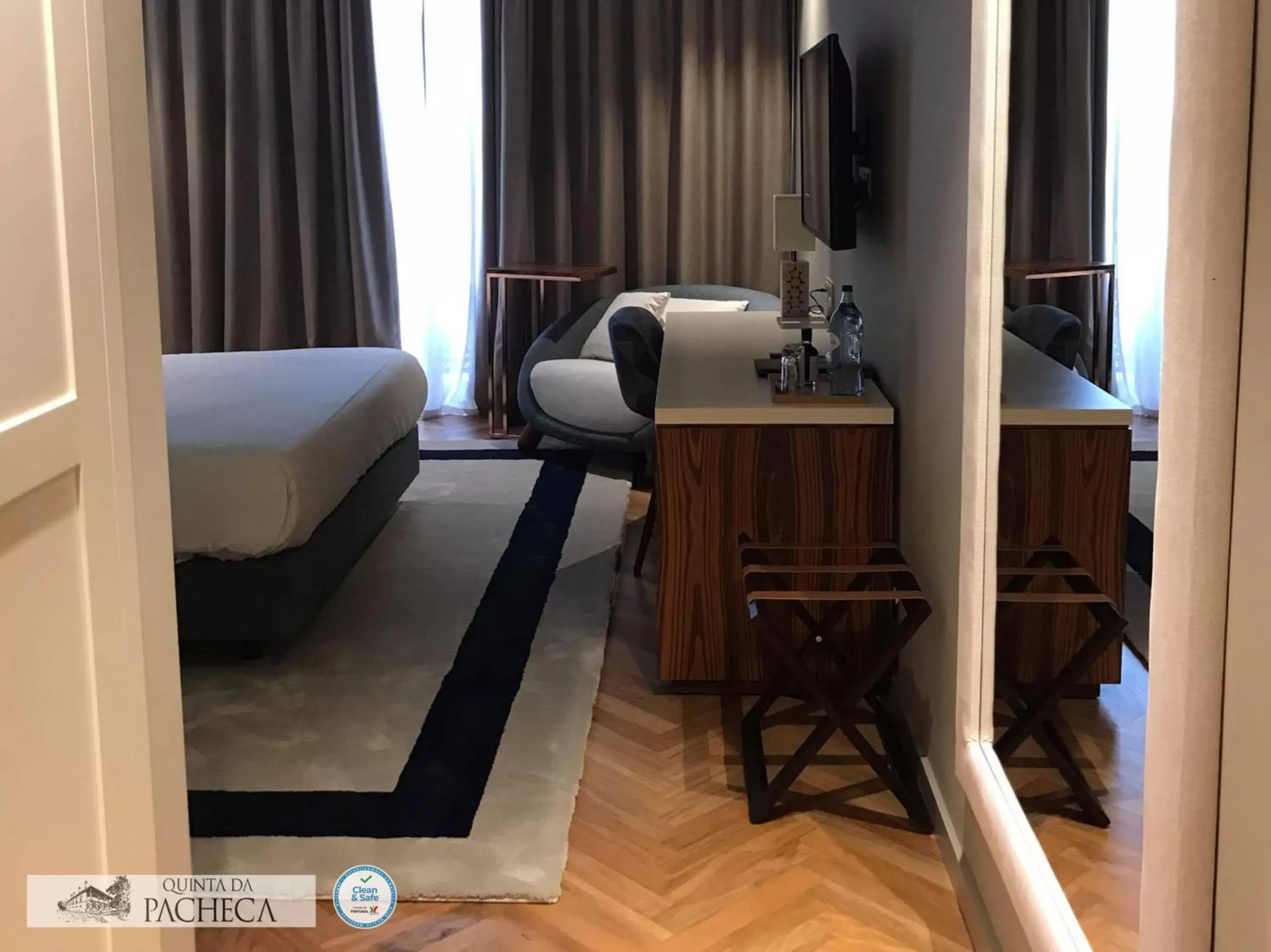 Bedroom, Seating Area in The Wine House Hotel - Quinta da Pacheca